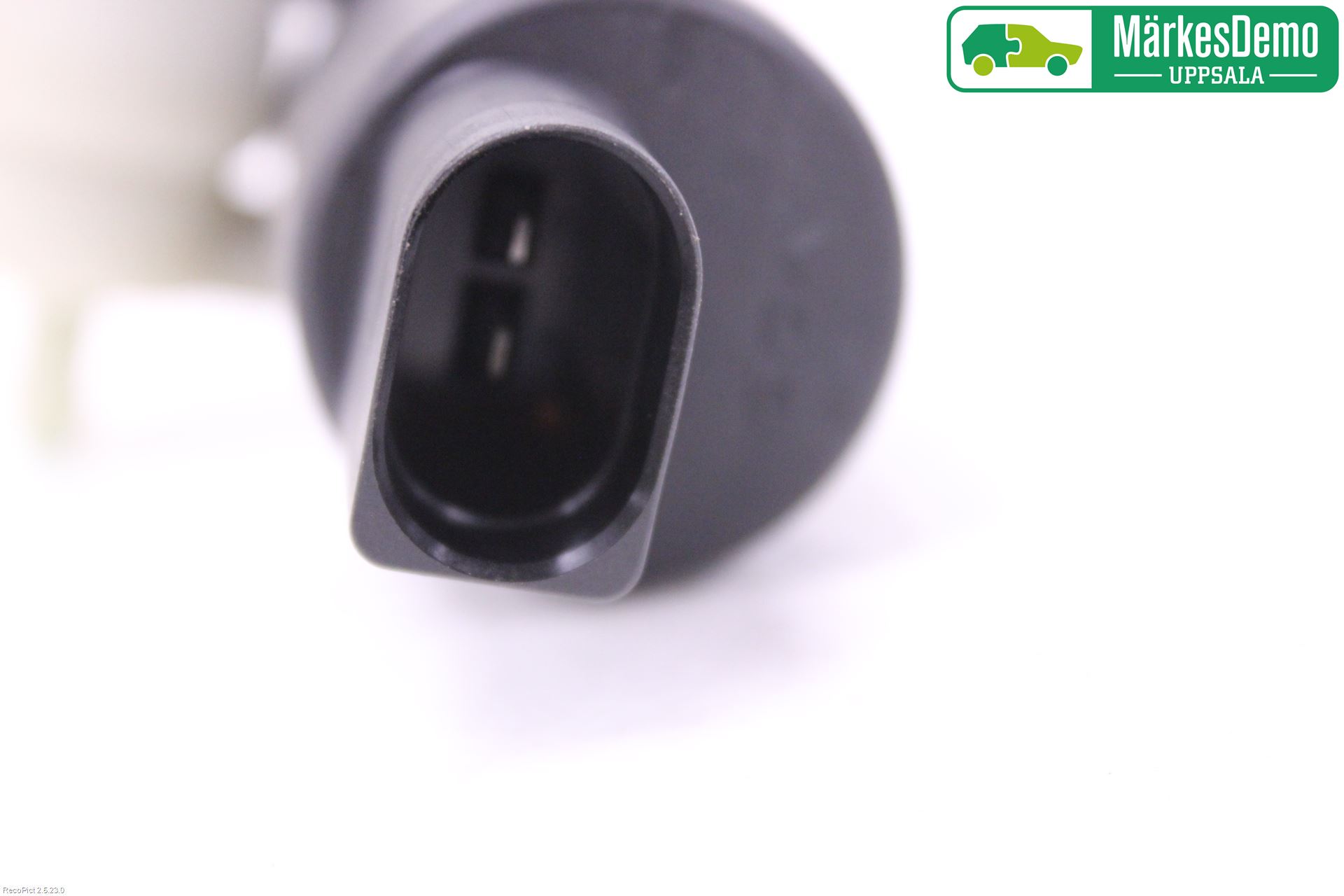 Mercedes-Benz MB C-KLASS (W204) 07-15 Spolarpump Vindruta