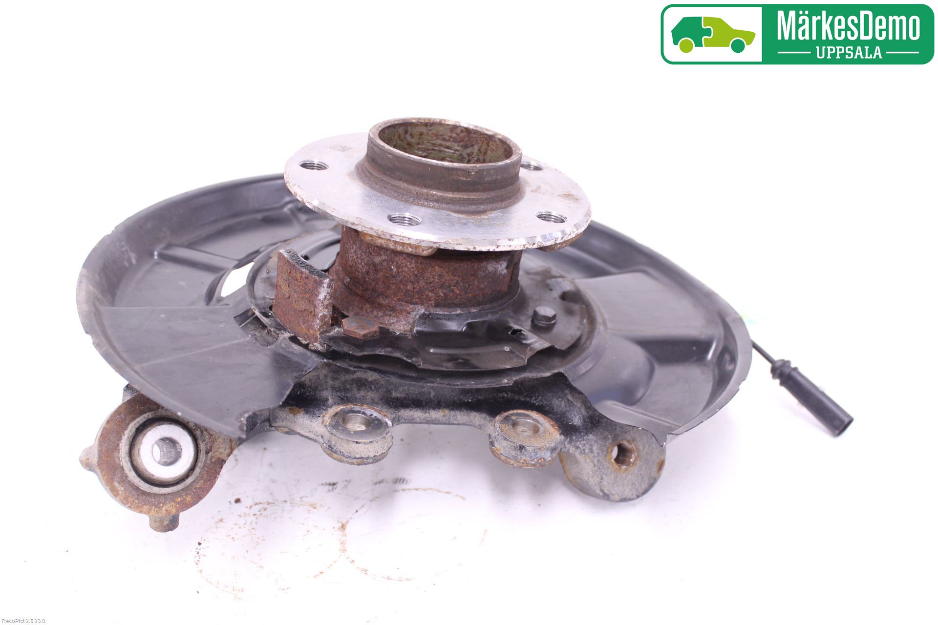 BMW 1 F20/F21 11-19 Hjullagerhus-Spindel Hö B