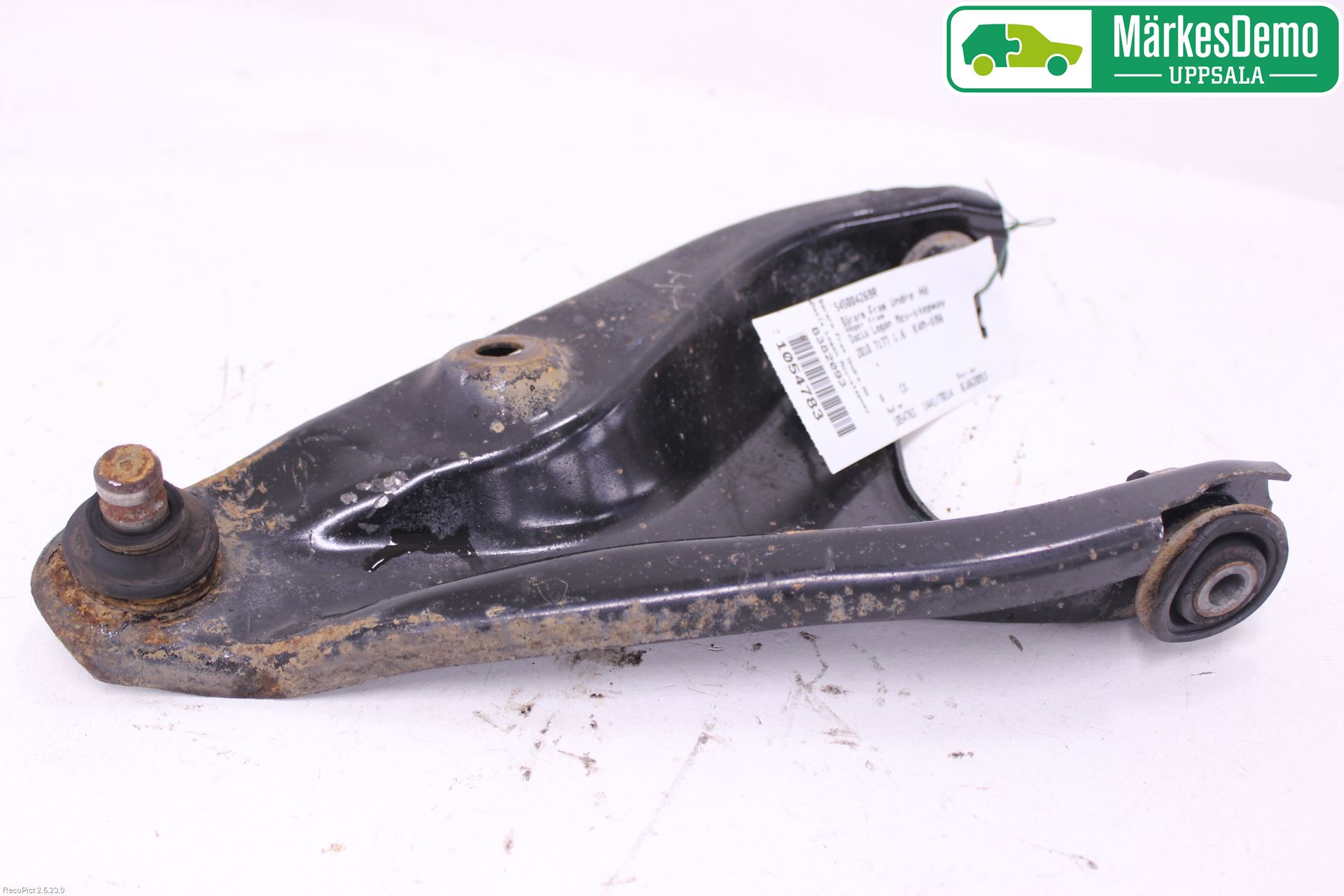 Dacia LOGAN MCV/STEPWAY Bärarm Fram Undre Hö