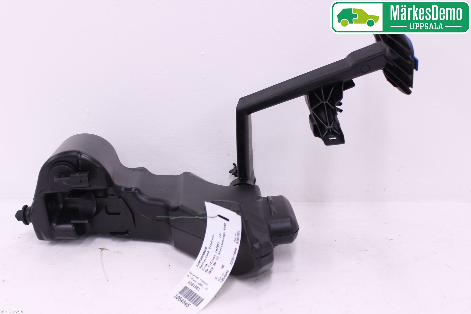 Mercedes-Benz MB C-KLASS (W205) 14-21 Spolartank Vindruta
