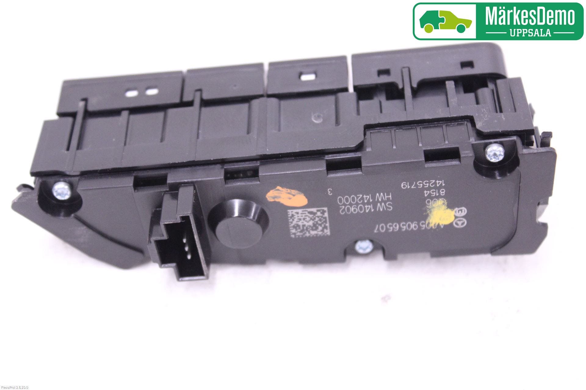 Mercedes-Benz MB C-KLASS (W205) 14-21 Strömställare Parkeringshjälp