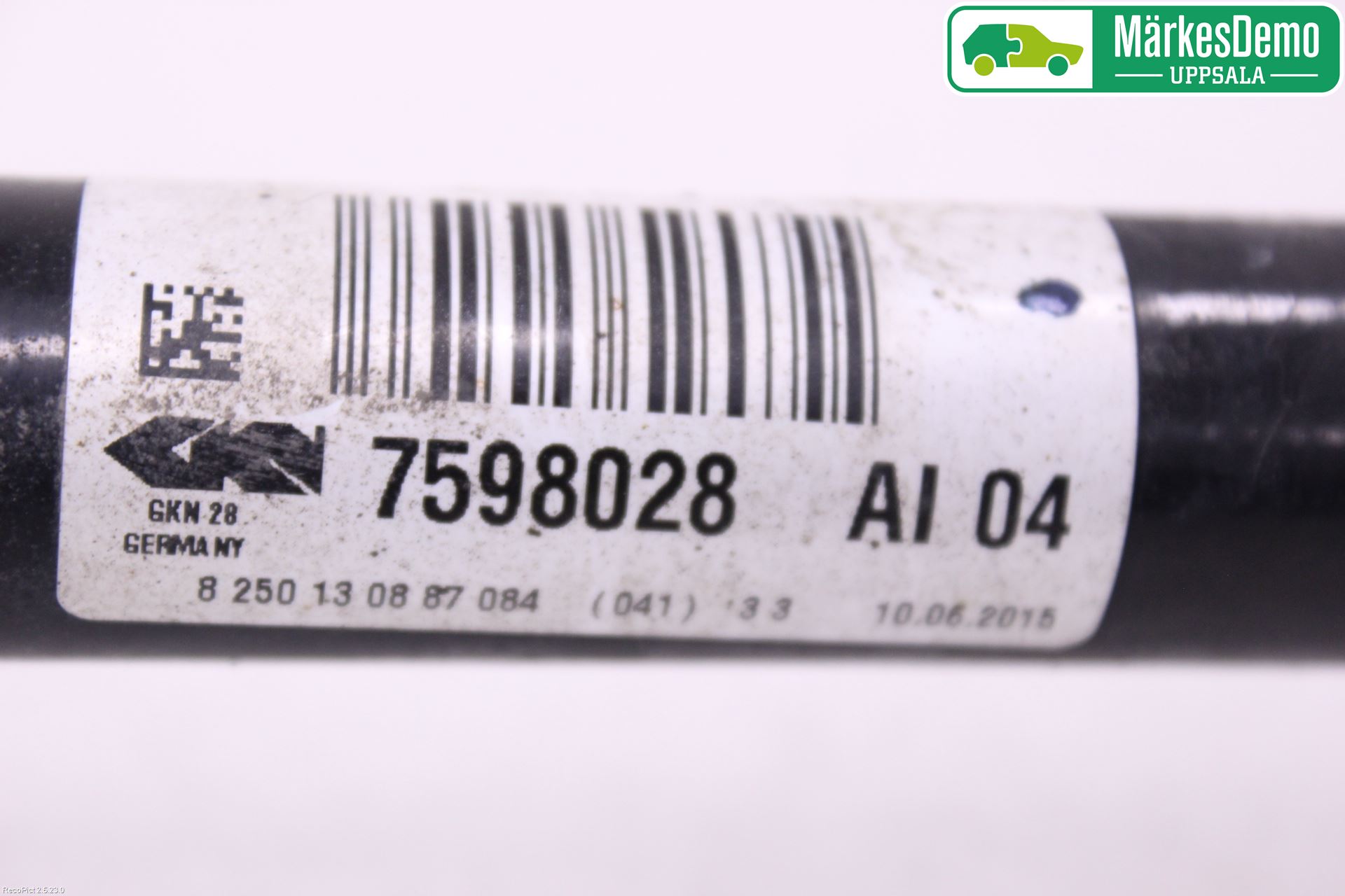 BMW X4 F26 14-18 Drivaxel Fram Höger