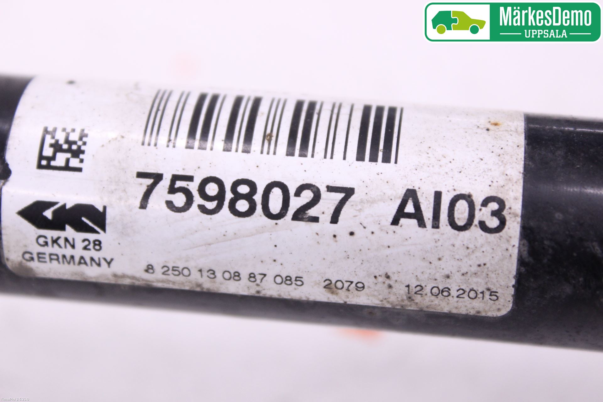 BMW X4 F26 14-18 Drivaxel Fram Vänster
