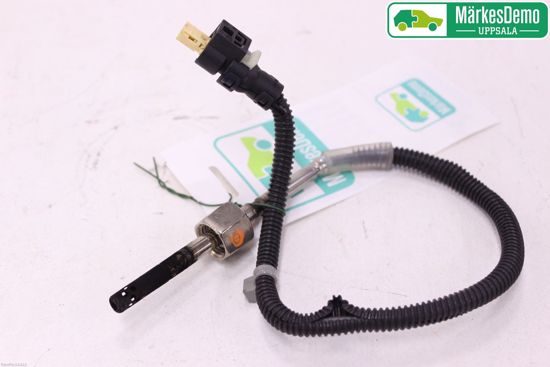 Mercedes-Benz MB C-KLASS (W205) 14-21 Sensor Avgas