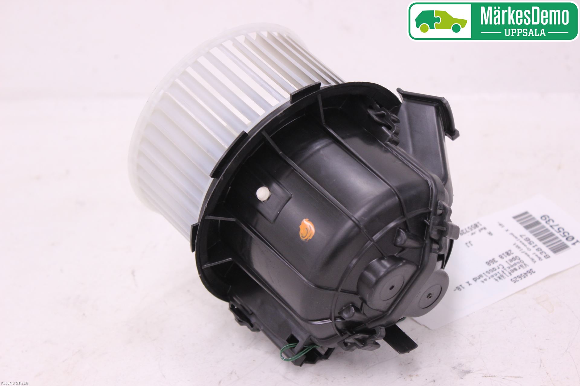 Opel CROSSLAND X 18- Värmefläkt