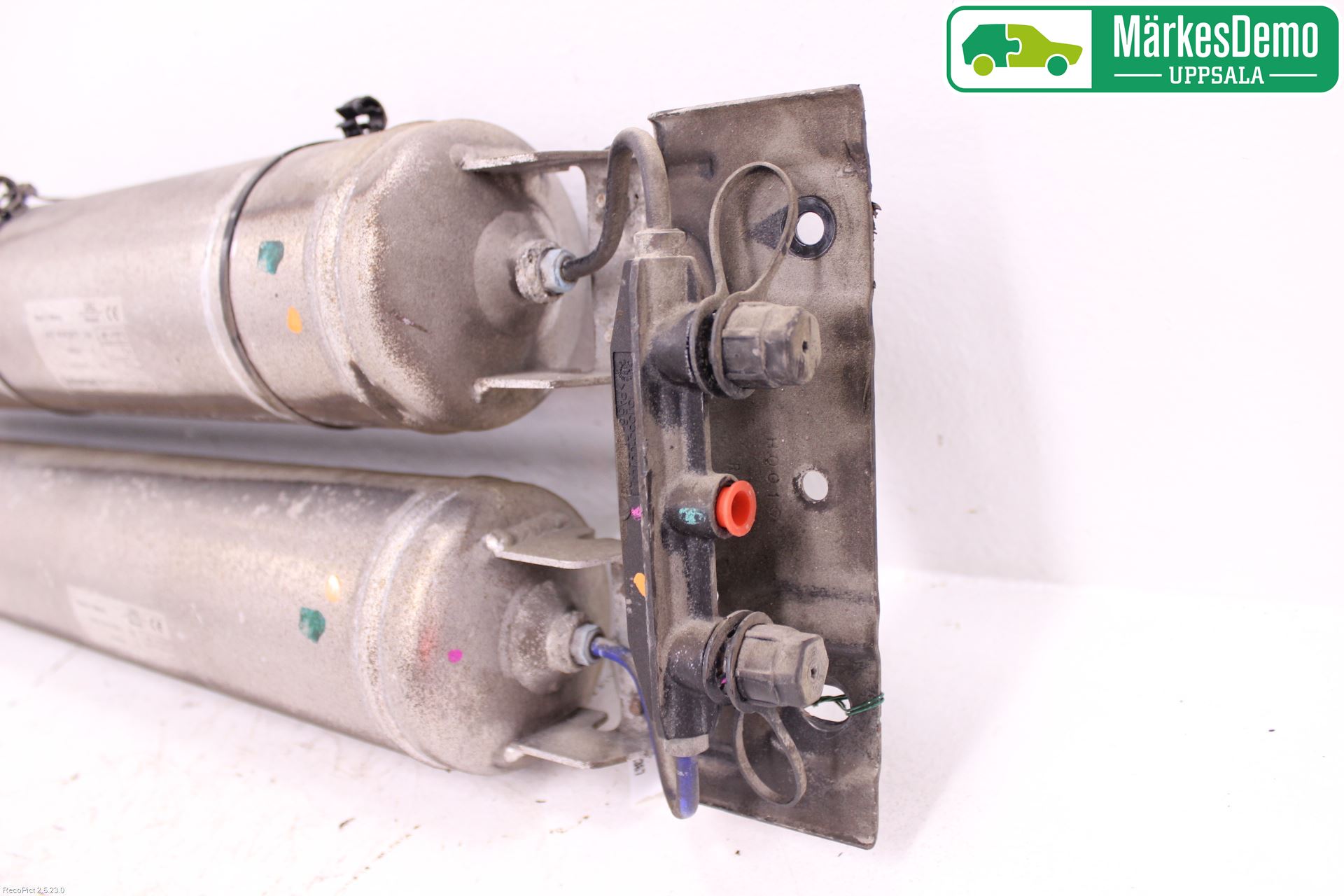 Dodge PICK UP RAM 81- Nivå/Luftförändring Trycktank