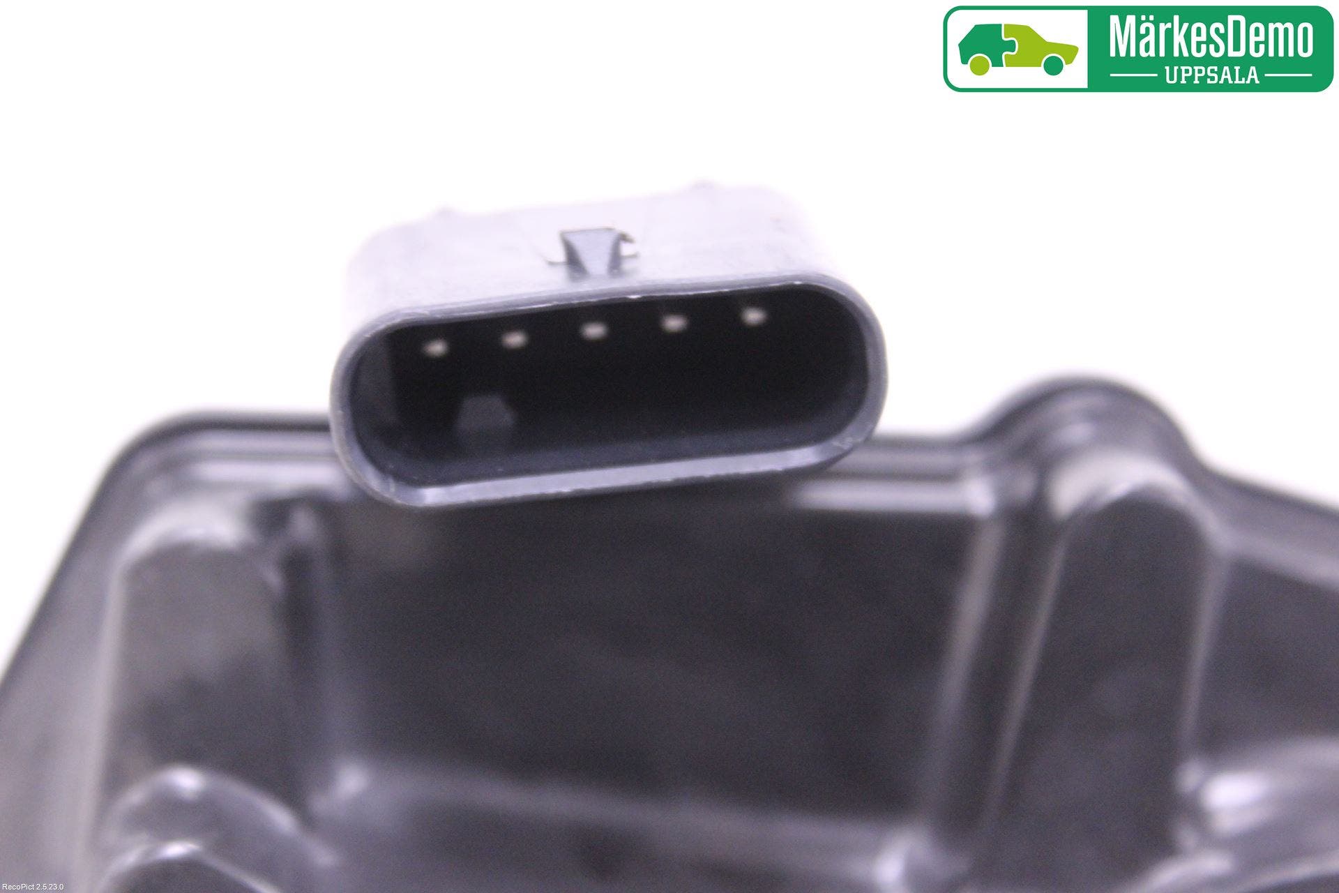 BMW X1 F48 15-22 Injspjällhus