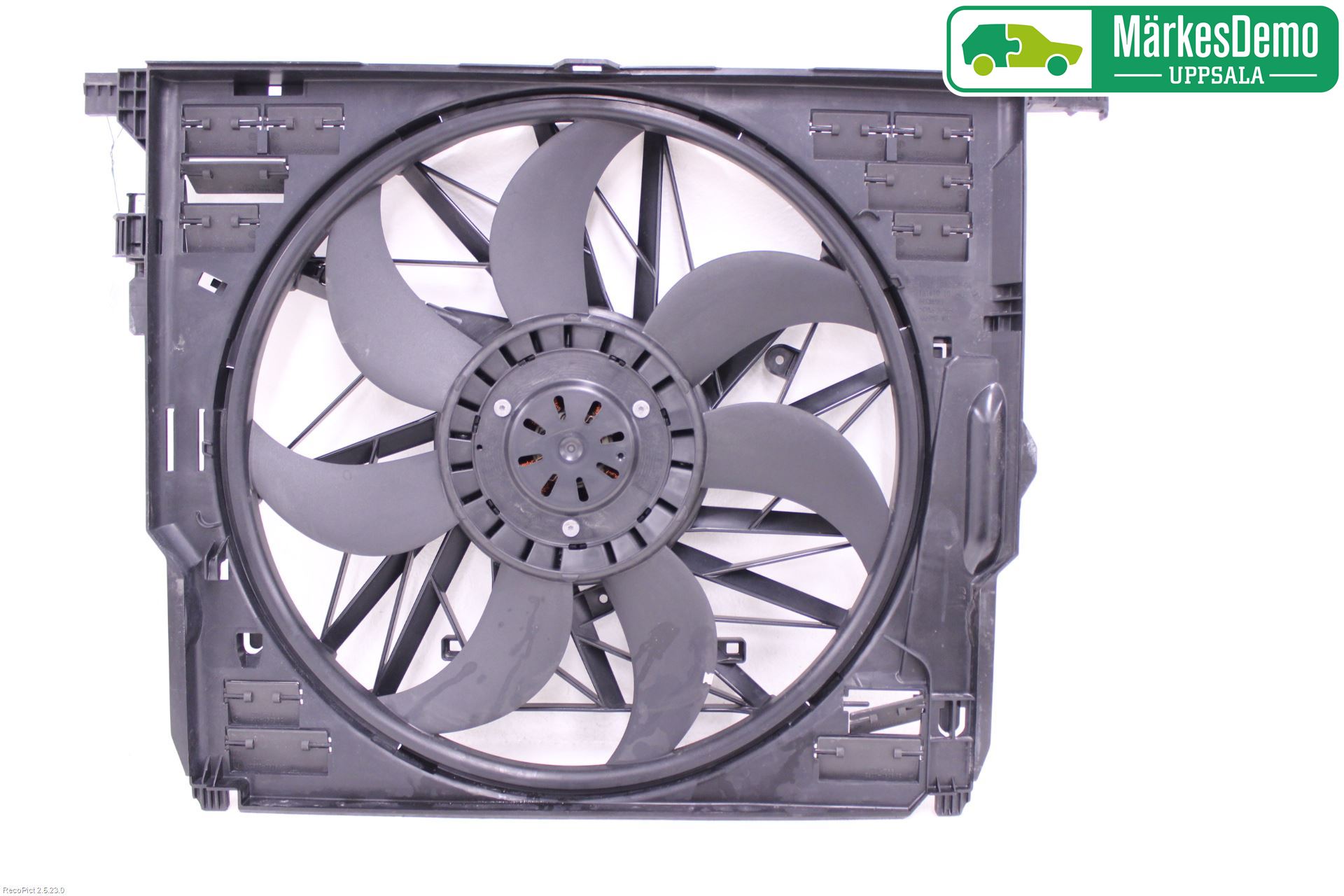 BMW 5 F10/F11/F18 09-17 Kylfläkt El