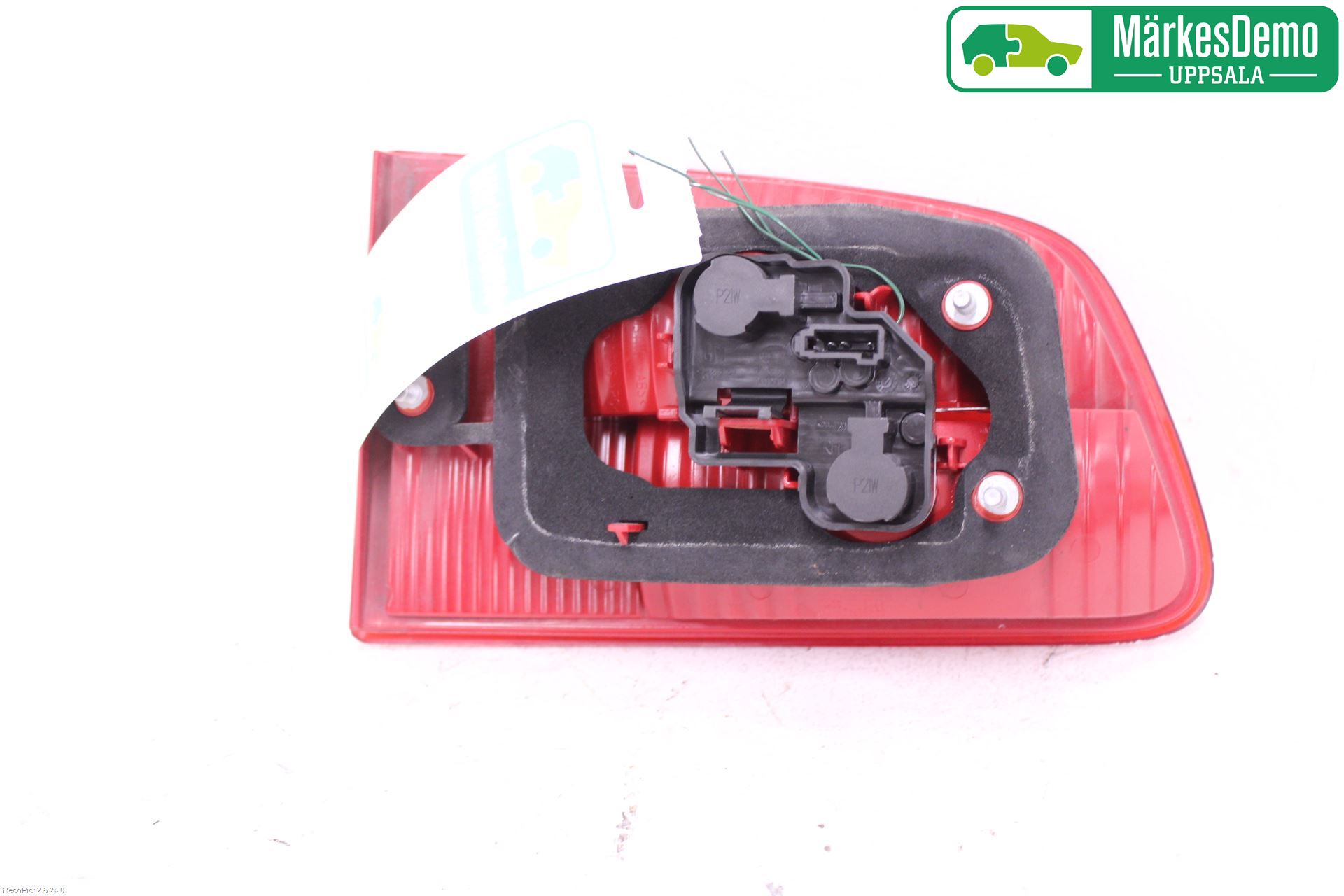 Saab 9-5     06-10 Bakljus Lucka Hö