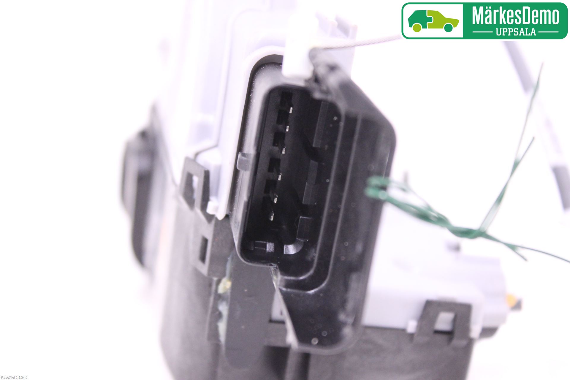 Opel CROSSLAND X 18- Låskista-Dörrlås