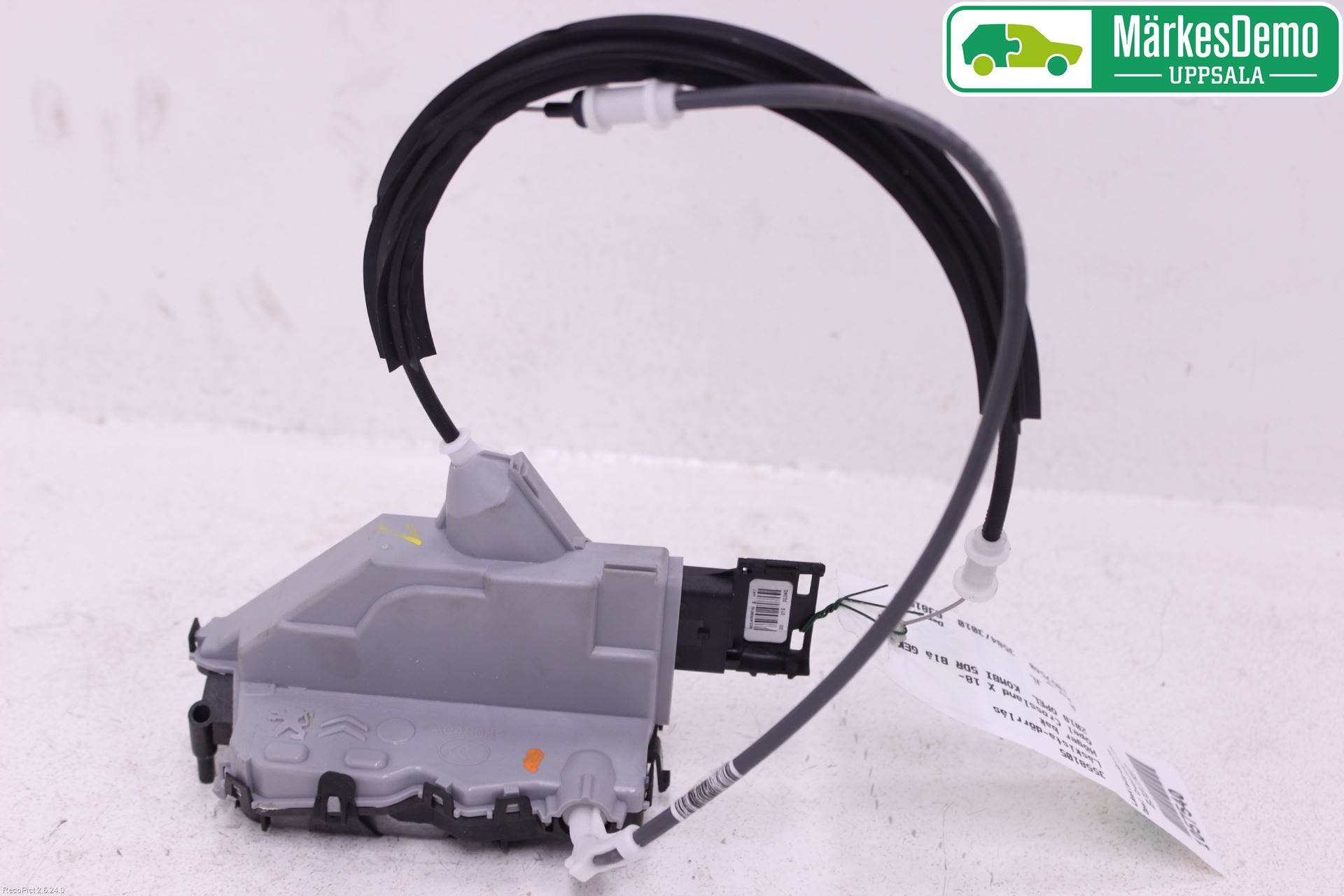 Opel CROSSLAND X 18- Låskista-Dörrlås