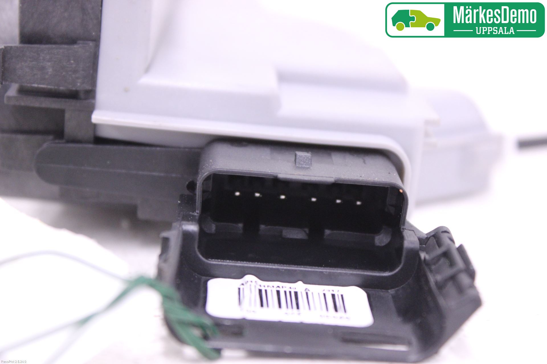 Opel CROSSLAND X 18- Låskista-Dörrlås