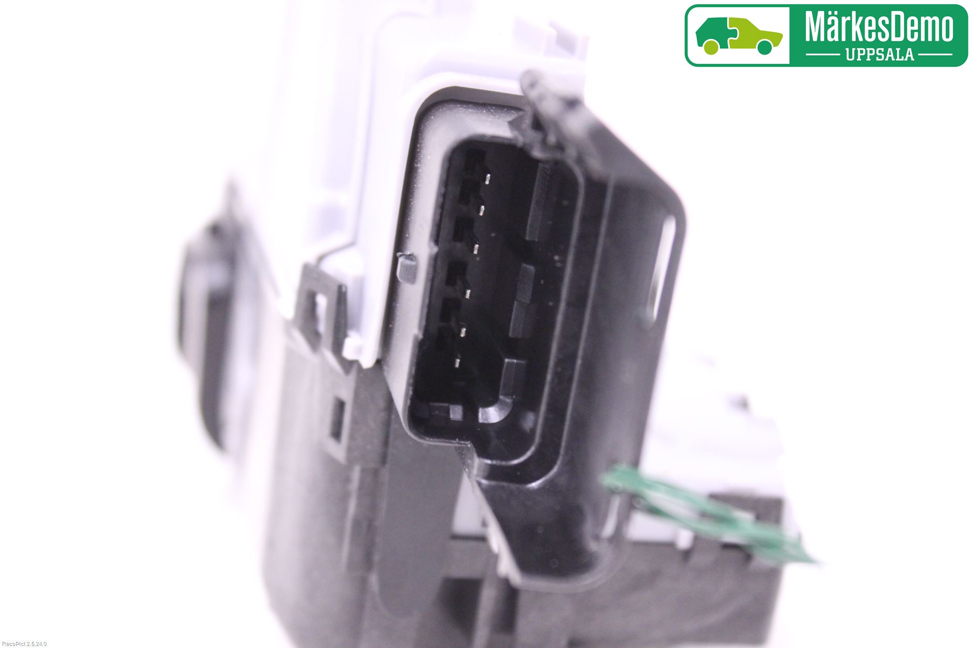 Opel CROSSLAND X 18- Låskista-Dörrlås