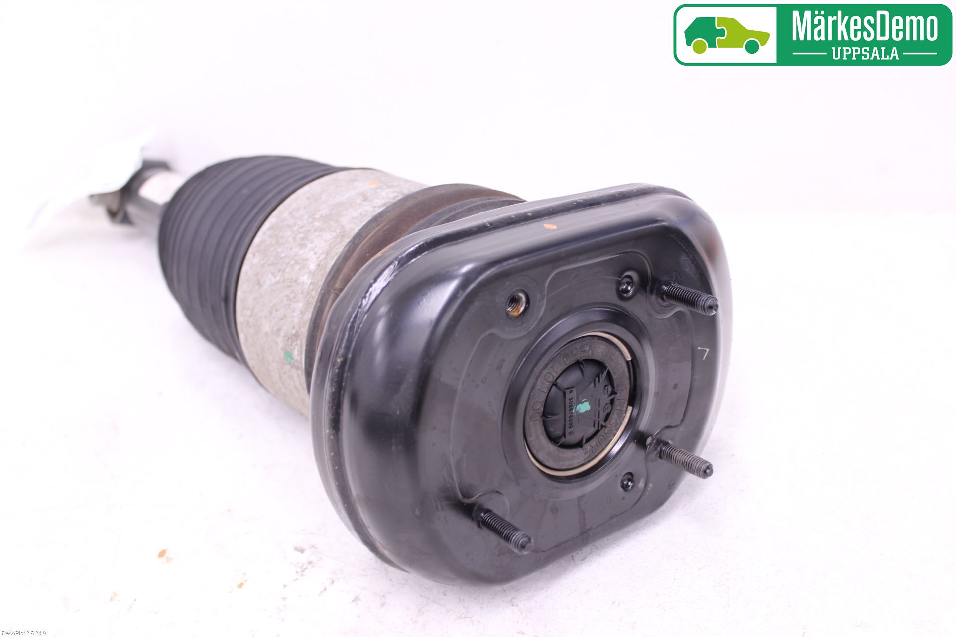 BMW 5 G30/G31/F90 17-23 Fjäderben Bak Vänster