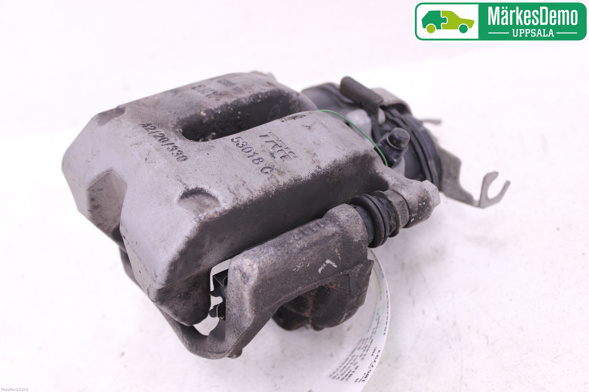 BMW 5 G30/G31/F90 17-23 Bromsok Bak Vänster