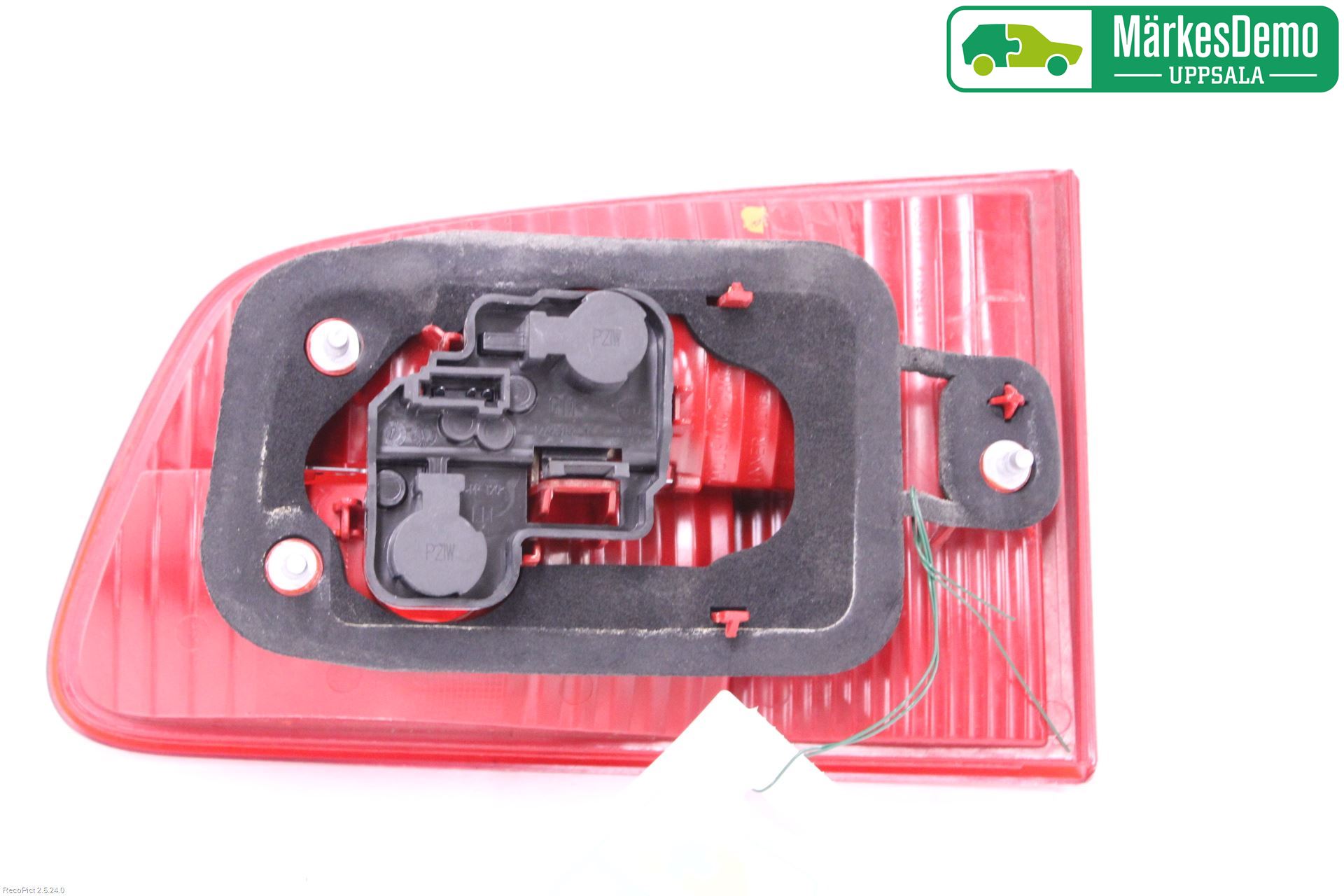 Saab 9-5     06-10 Bakljus Lucka Vä