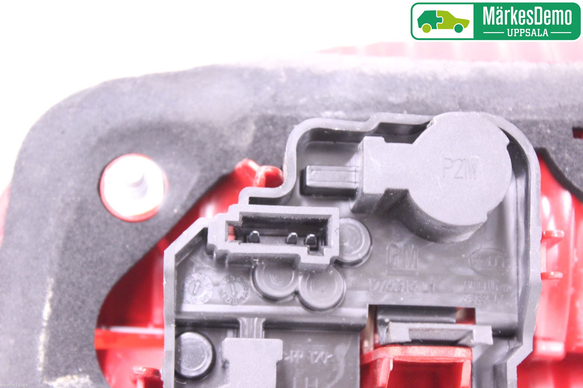 Saab 9-5     06-10 Bakljus Lucka Vä