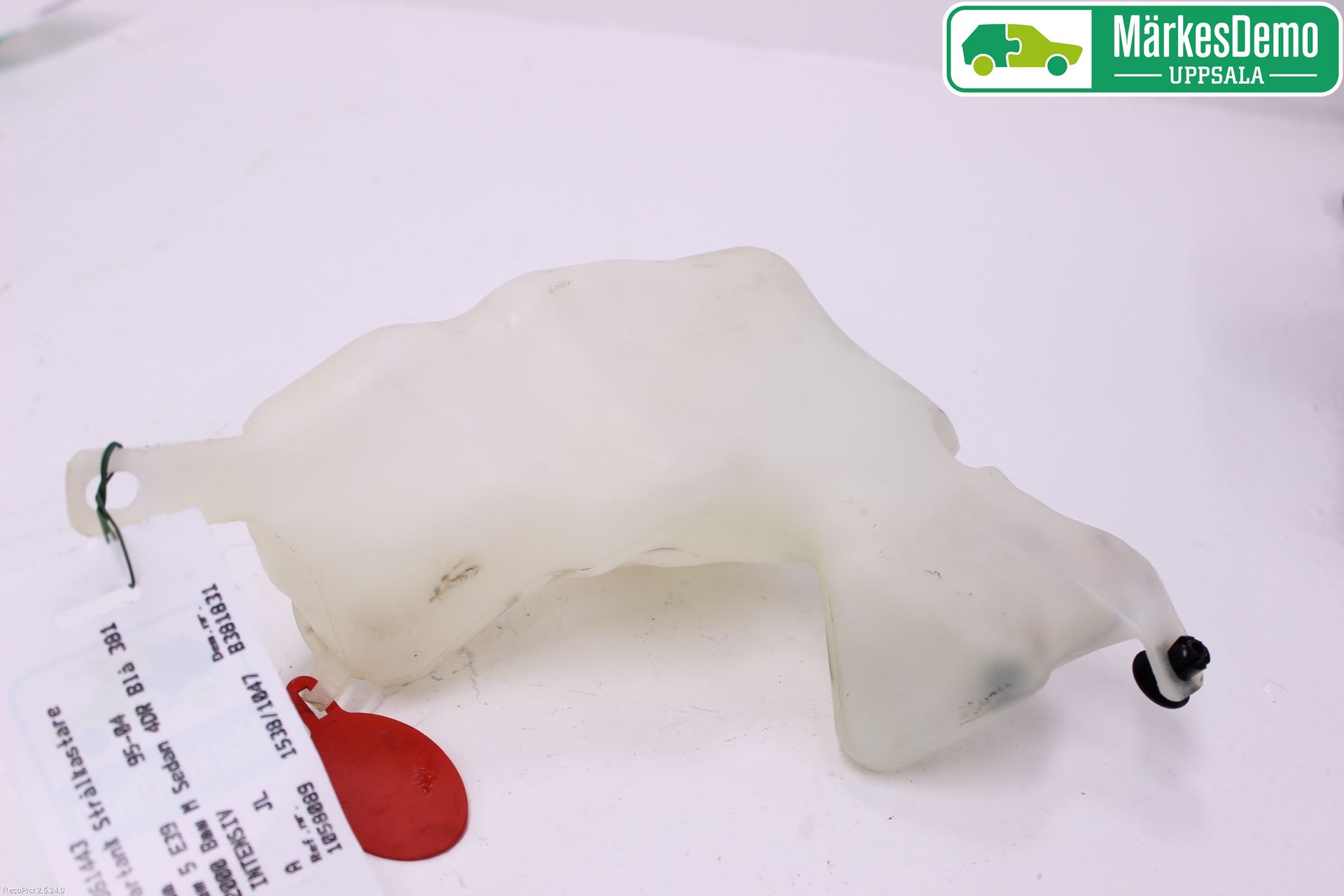 BMW 5 E39 95-04 Spolartank Strålkastare