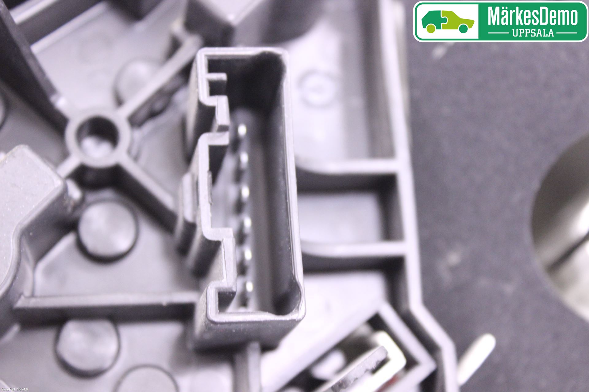 BMW 1 E87/81 5D/3D 03-11 Bakljus Höger