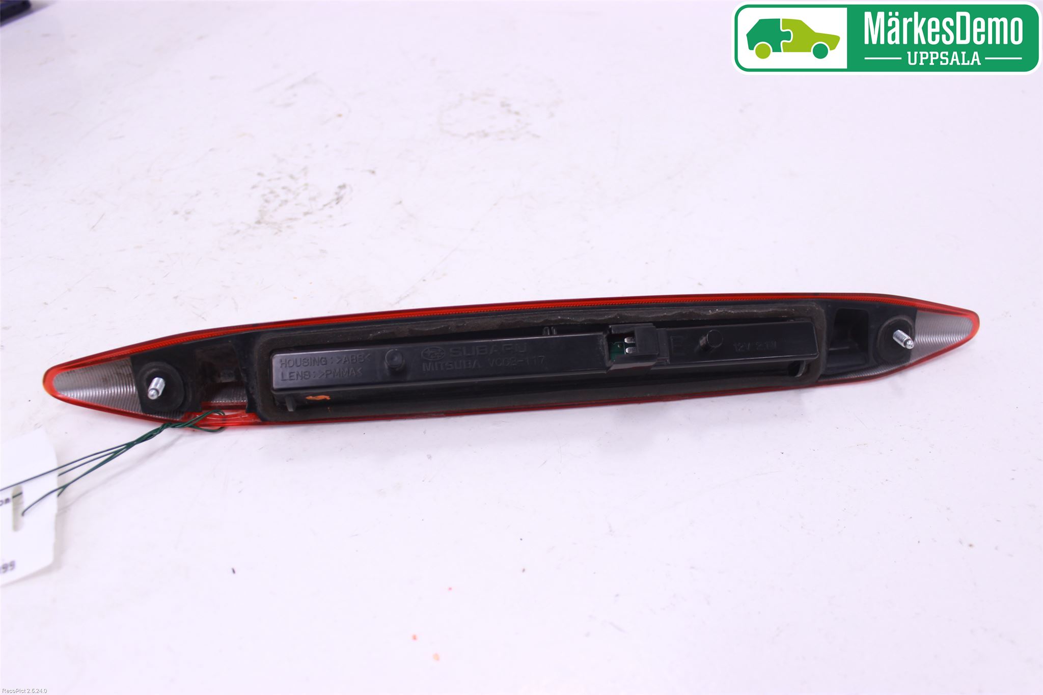 Subaru LEGACY 10-14 Bromsljus Bakruta