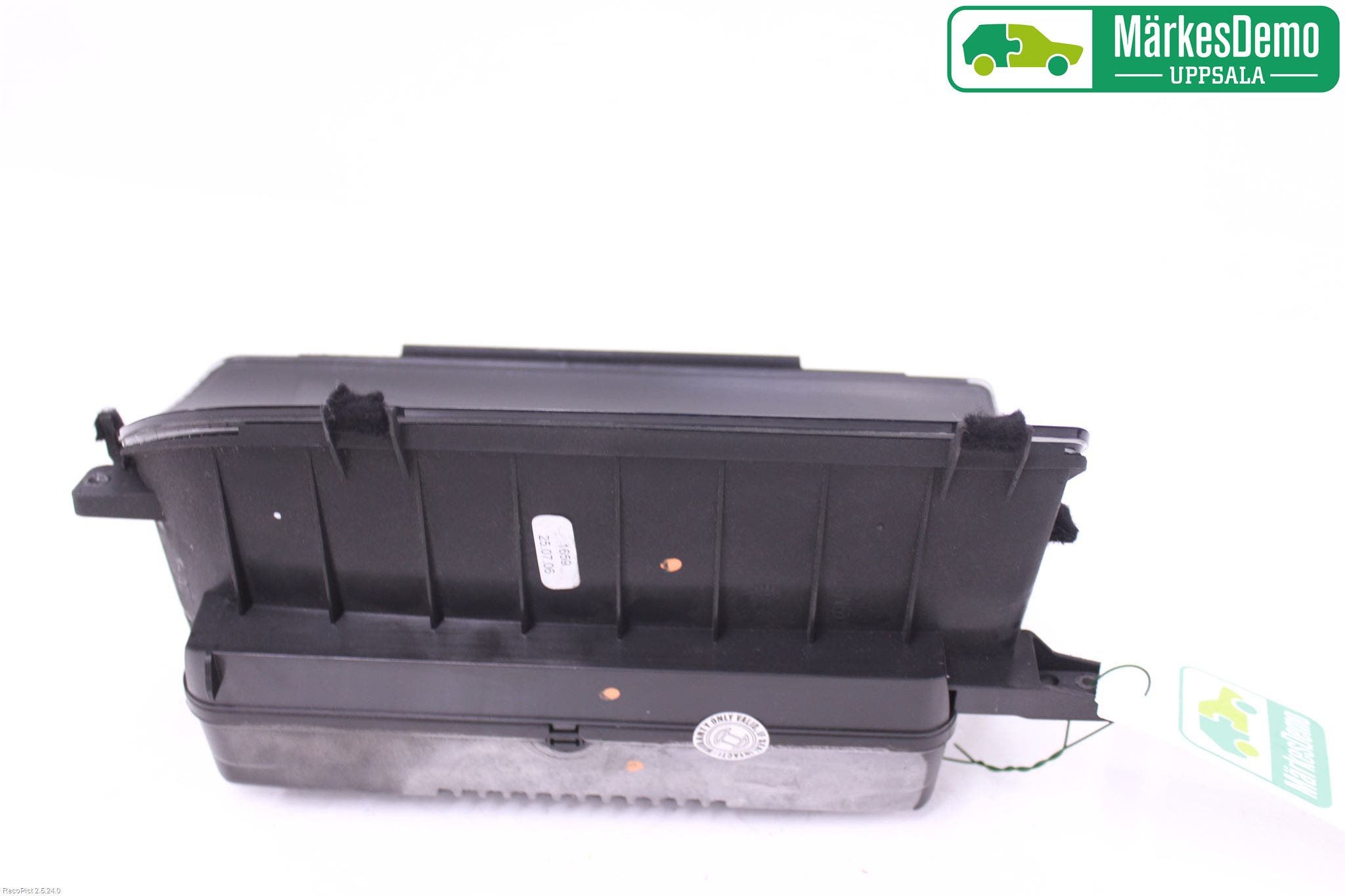 Mercedes-Benz MB S-KLASS (W221) 05-13 Bildskärm