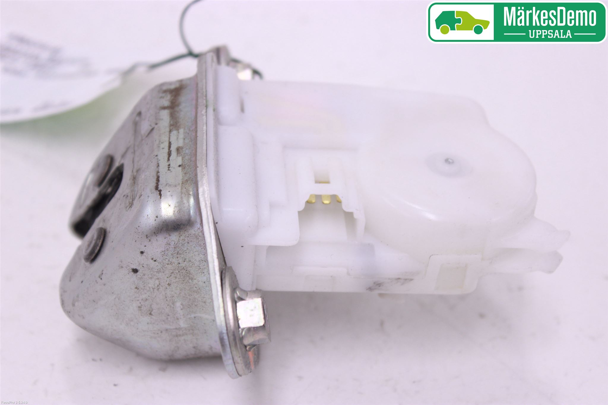 Subaru LEGACY 10-14 Låskista Baklucka