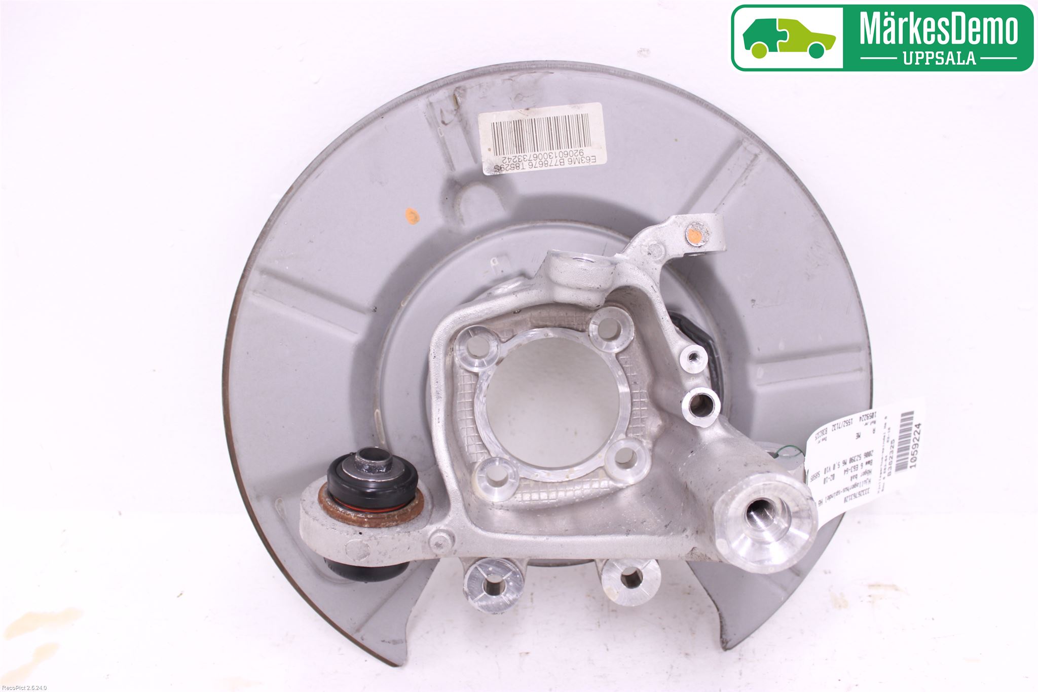 BMW 6 E63/64    02-10 Hjullagerhus-Spindel Hö B