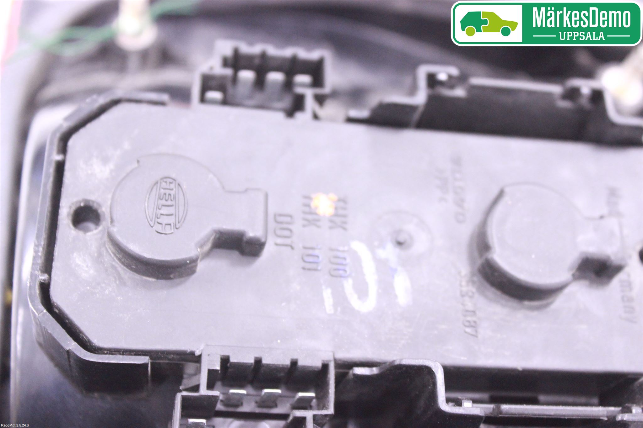 Volvo 940 91-98 Bakljus Lucka Vä