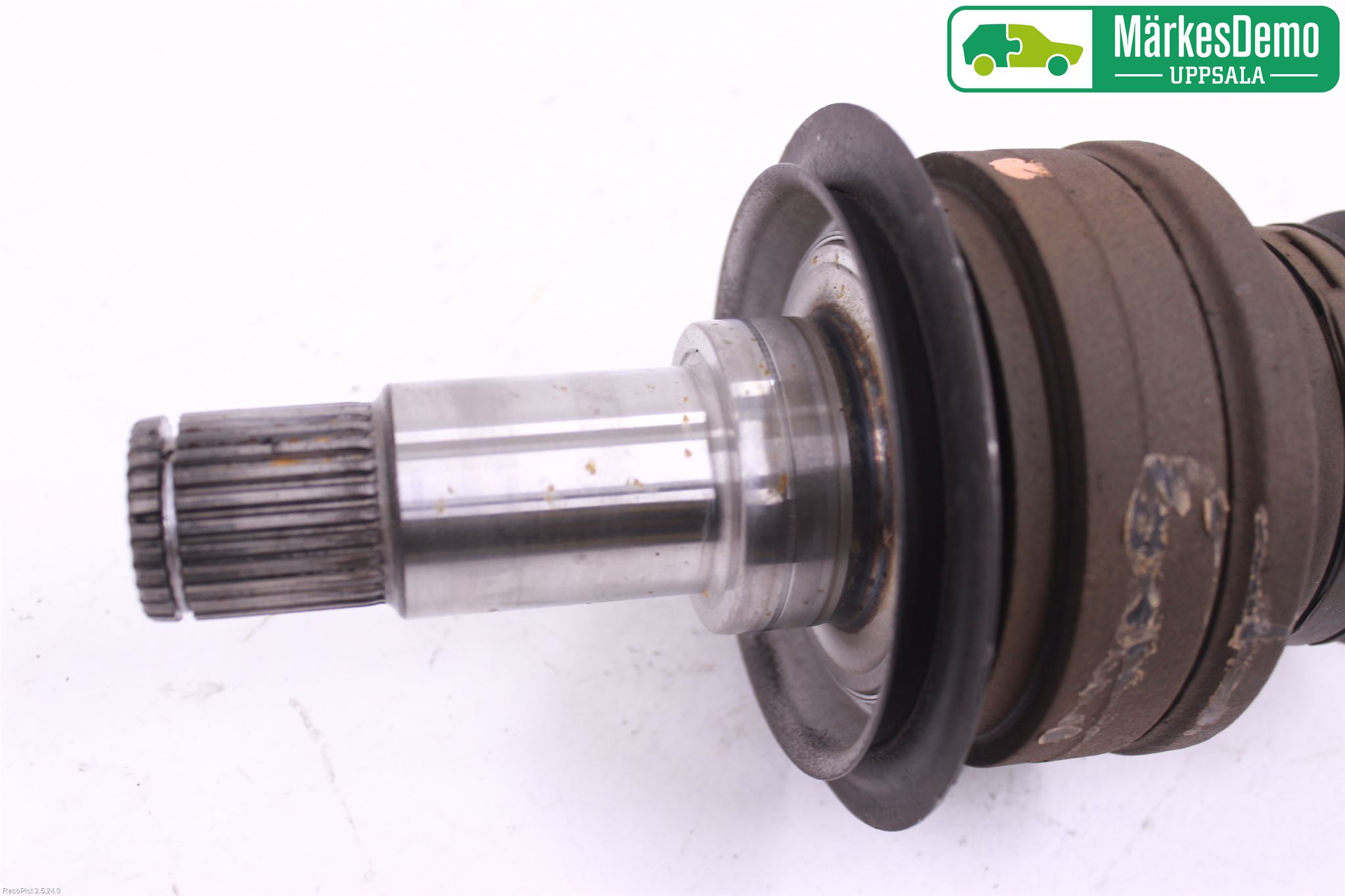 Mercedes-Benz MB C-KLASS (W205) 14-21 Drivaxel Bak Höger