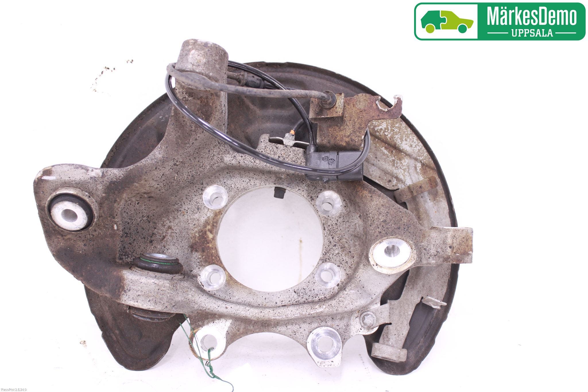 Mercedes-Benz MB C-KLASS (W205) 14-21 Hjullagerhus-Spindel Hö B