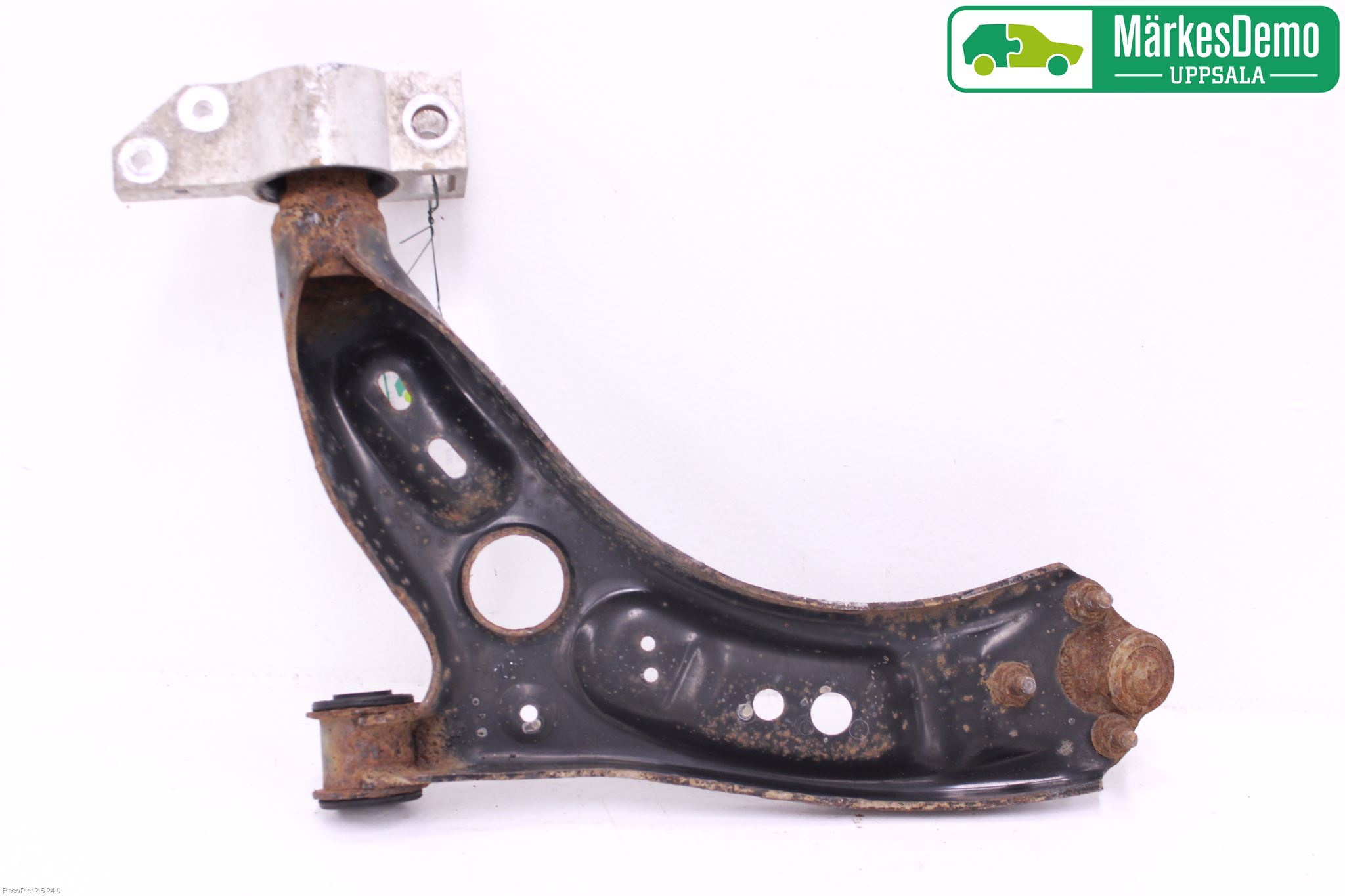 Seat LEON 06-12 Bärarm Fram Undre Hö