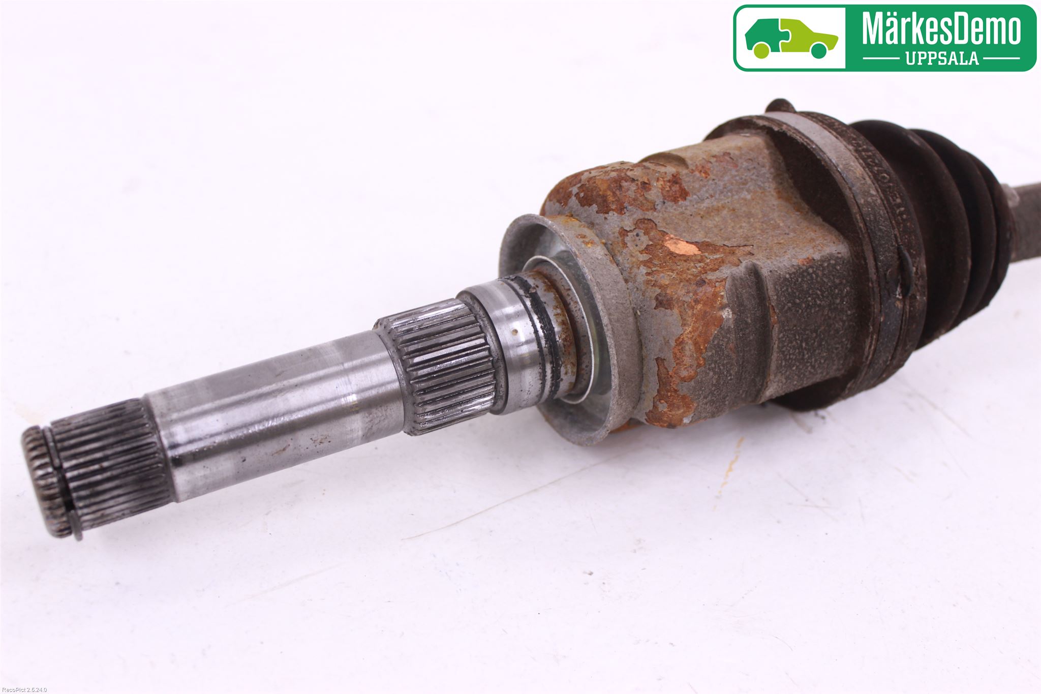Opel INSIGNIA 09-16 Drivaxel Bak Vänster