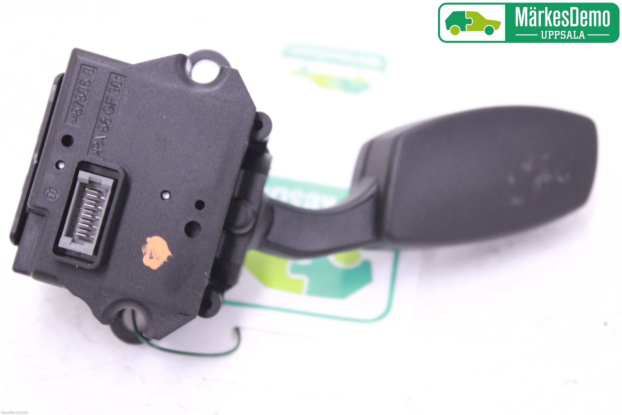 BMW 6 E63/64    02-10 Farthållare