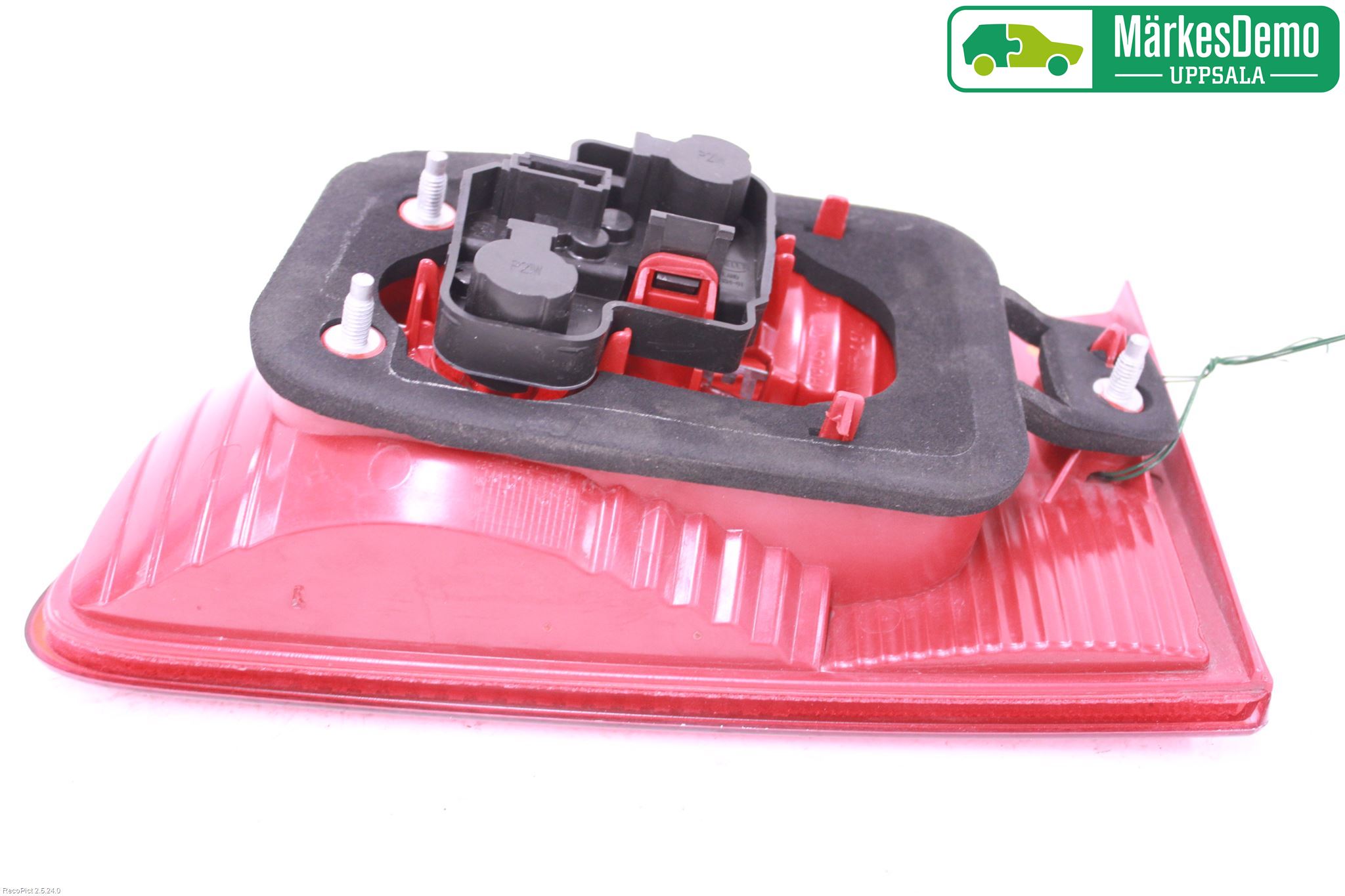 Saab 9-5     06-10 Bakljus Lucka Vä