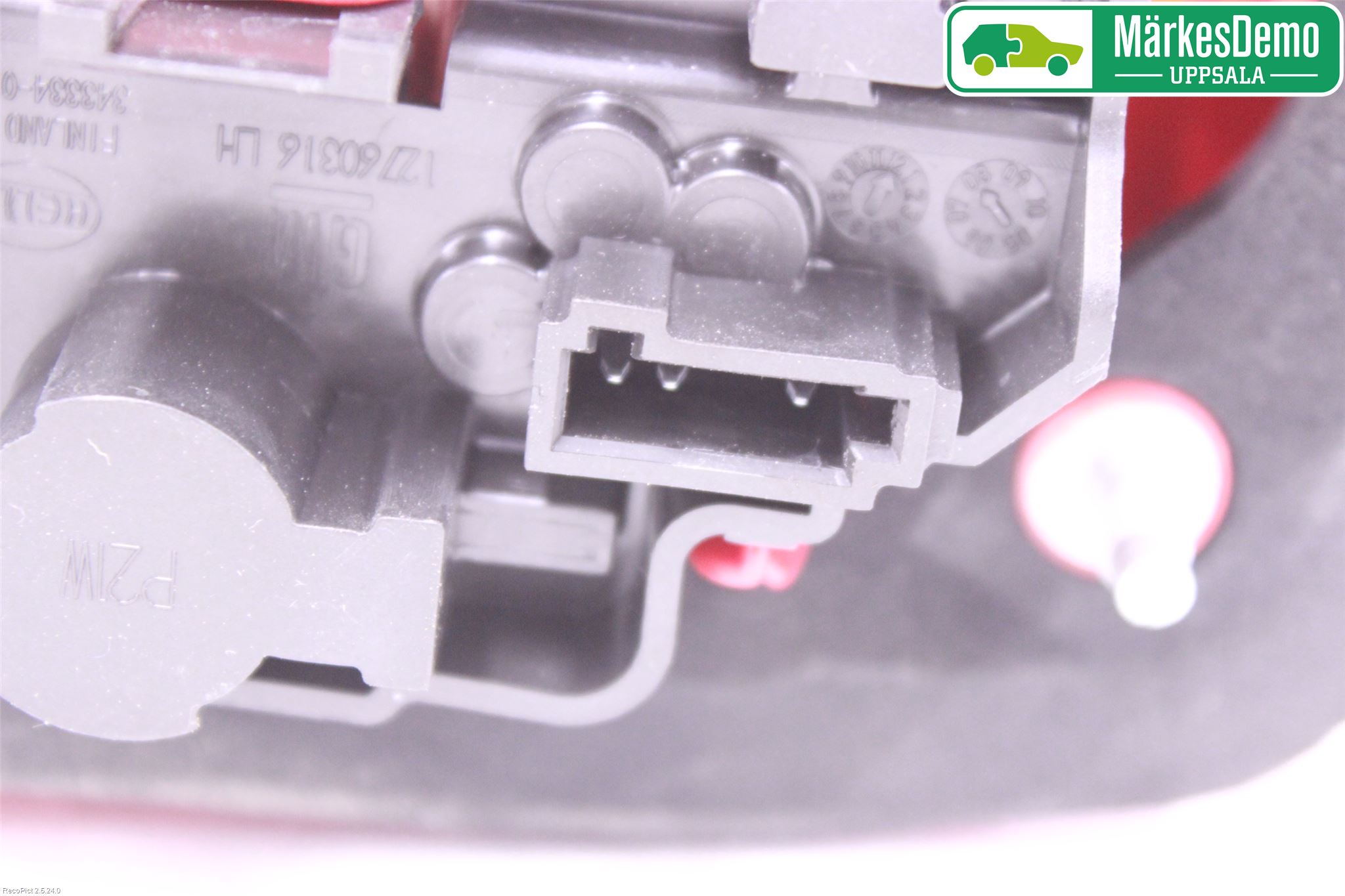 Saab 9-5     06-10 Bakljus Lucka Vä