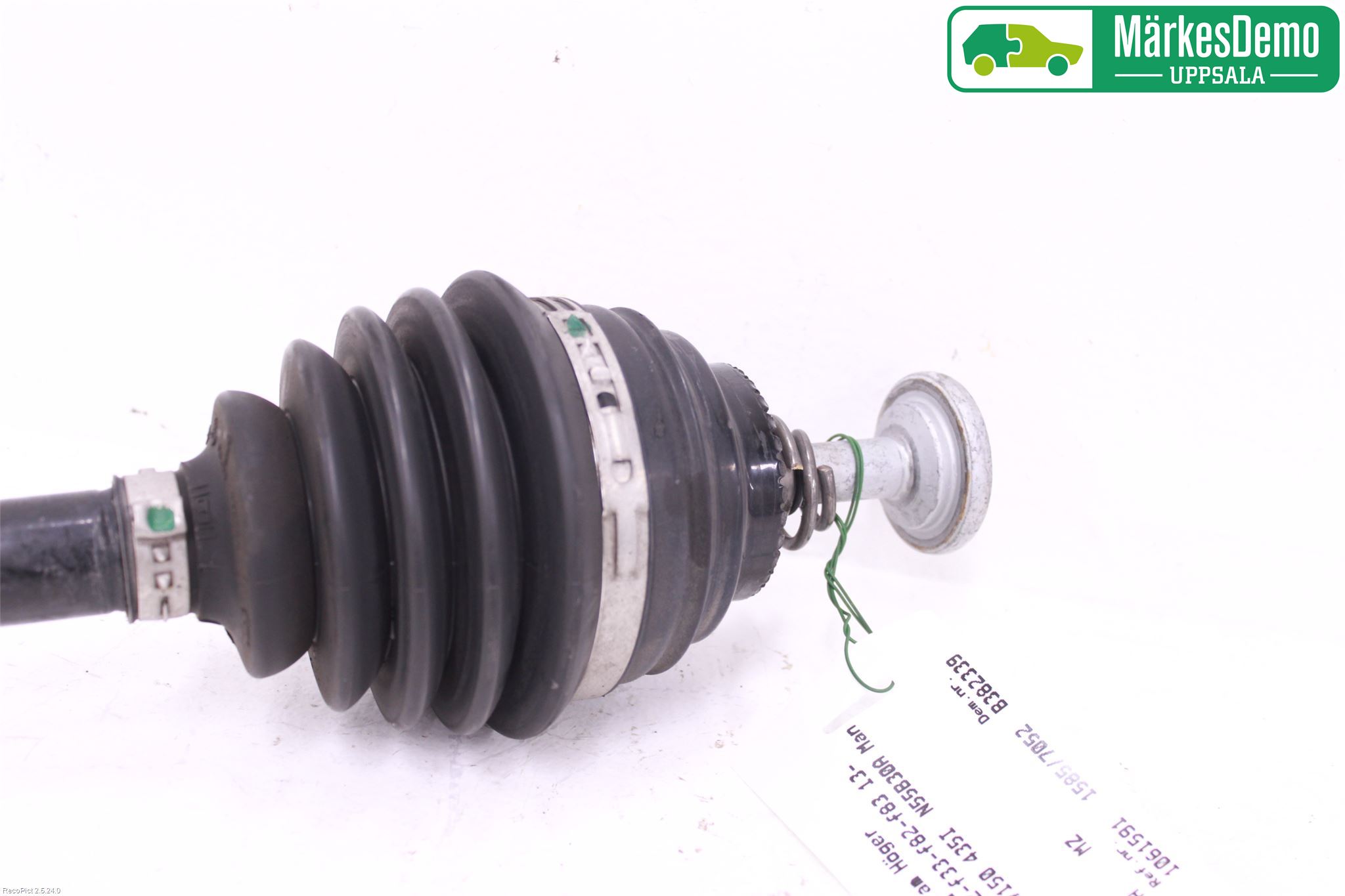 BMW 4 F32/F33/F82/F83 13-20 Drivaxel Fram Höger