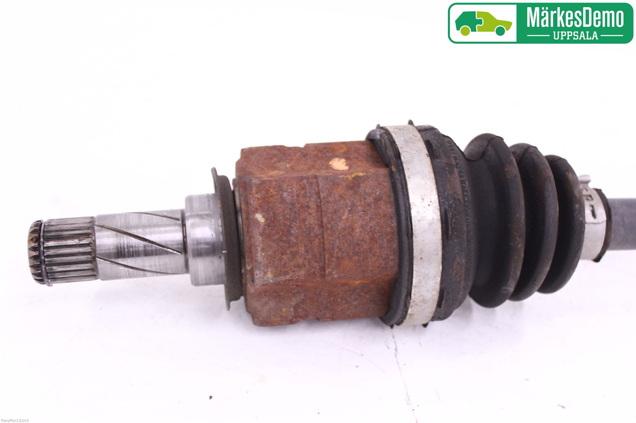 Opel CORSA D 07-14 Drivaxel Fram Höger