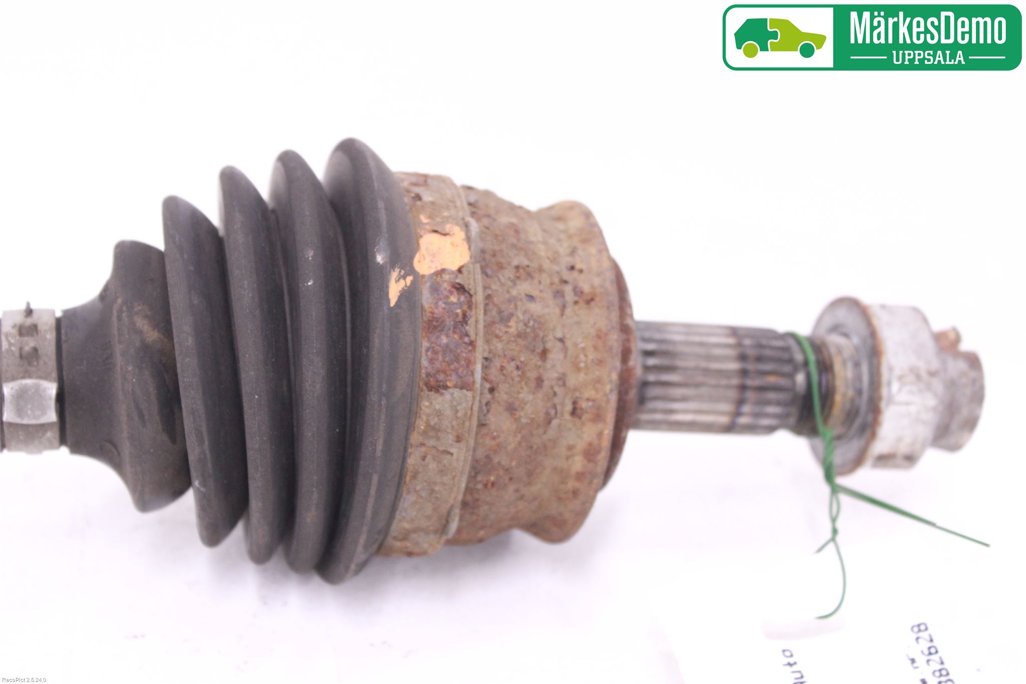 Opel CORSA D 07-14 Drivaxel Fram Höger