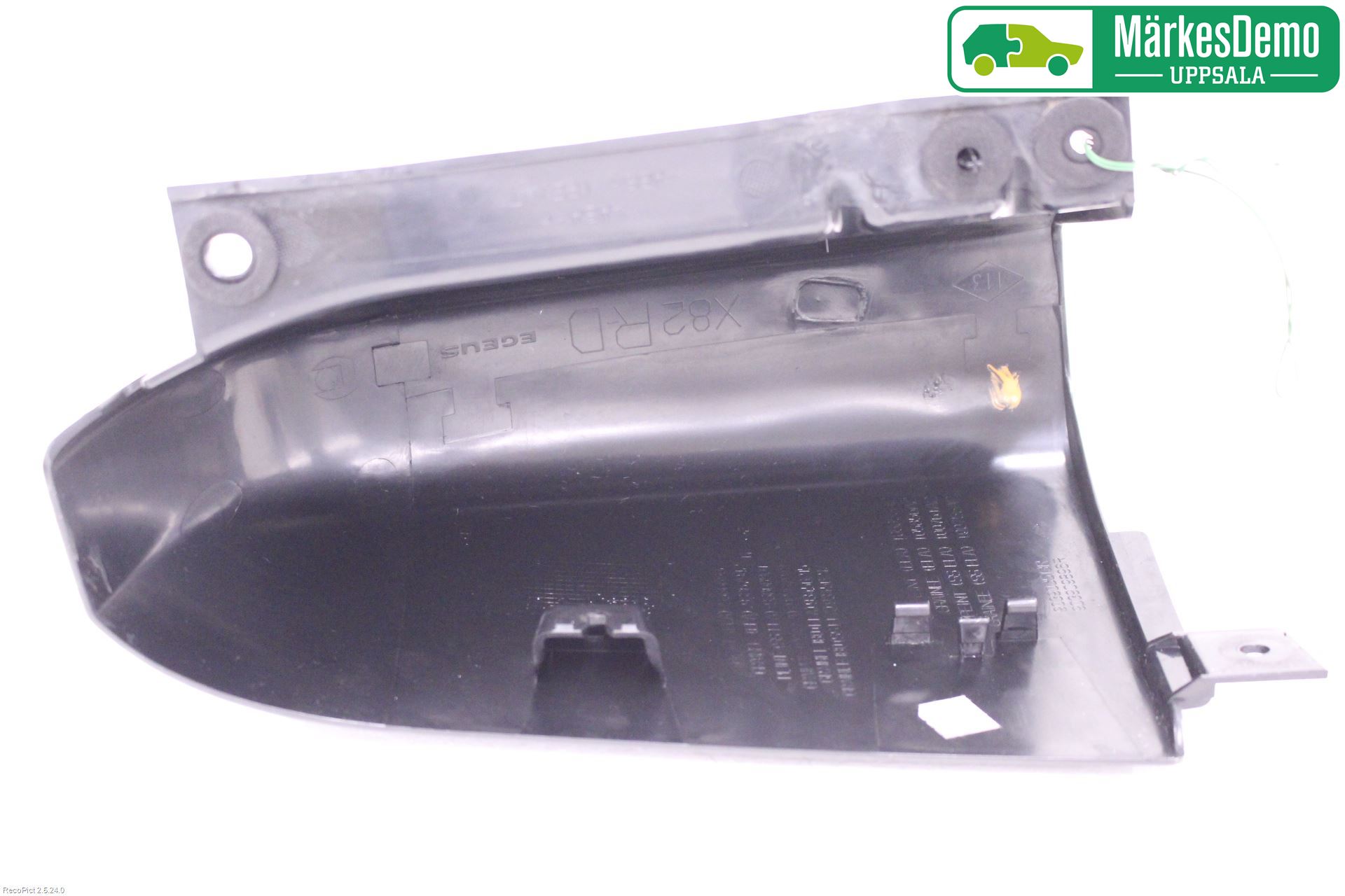 Opel VIVARO 15-19 Skärm Hörn Utfyllnad Bak