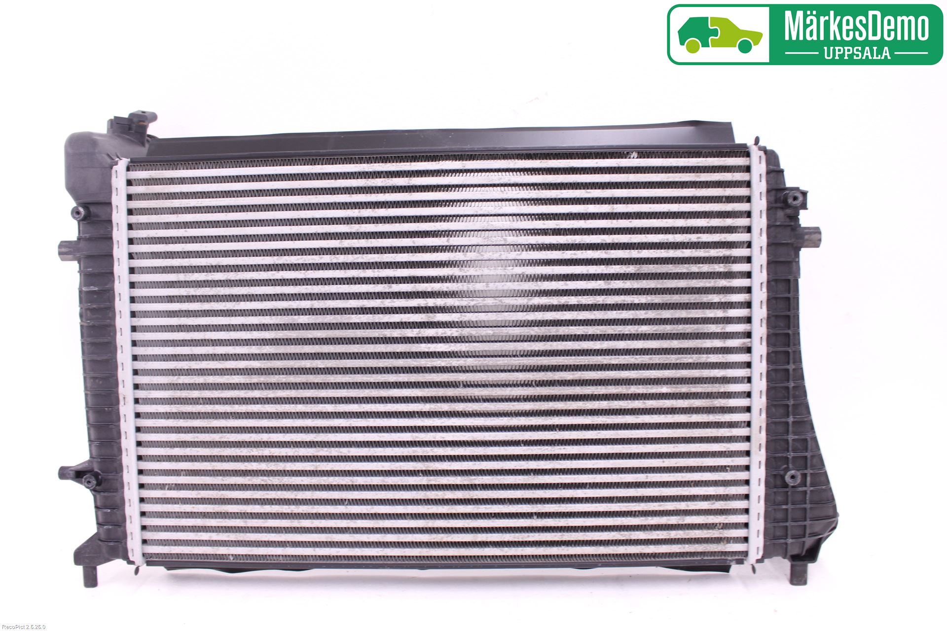 Volkswagen VW PASSAT 05-11 Laddluft-Intercooler Kyl