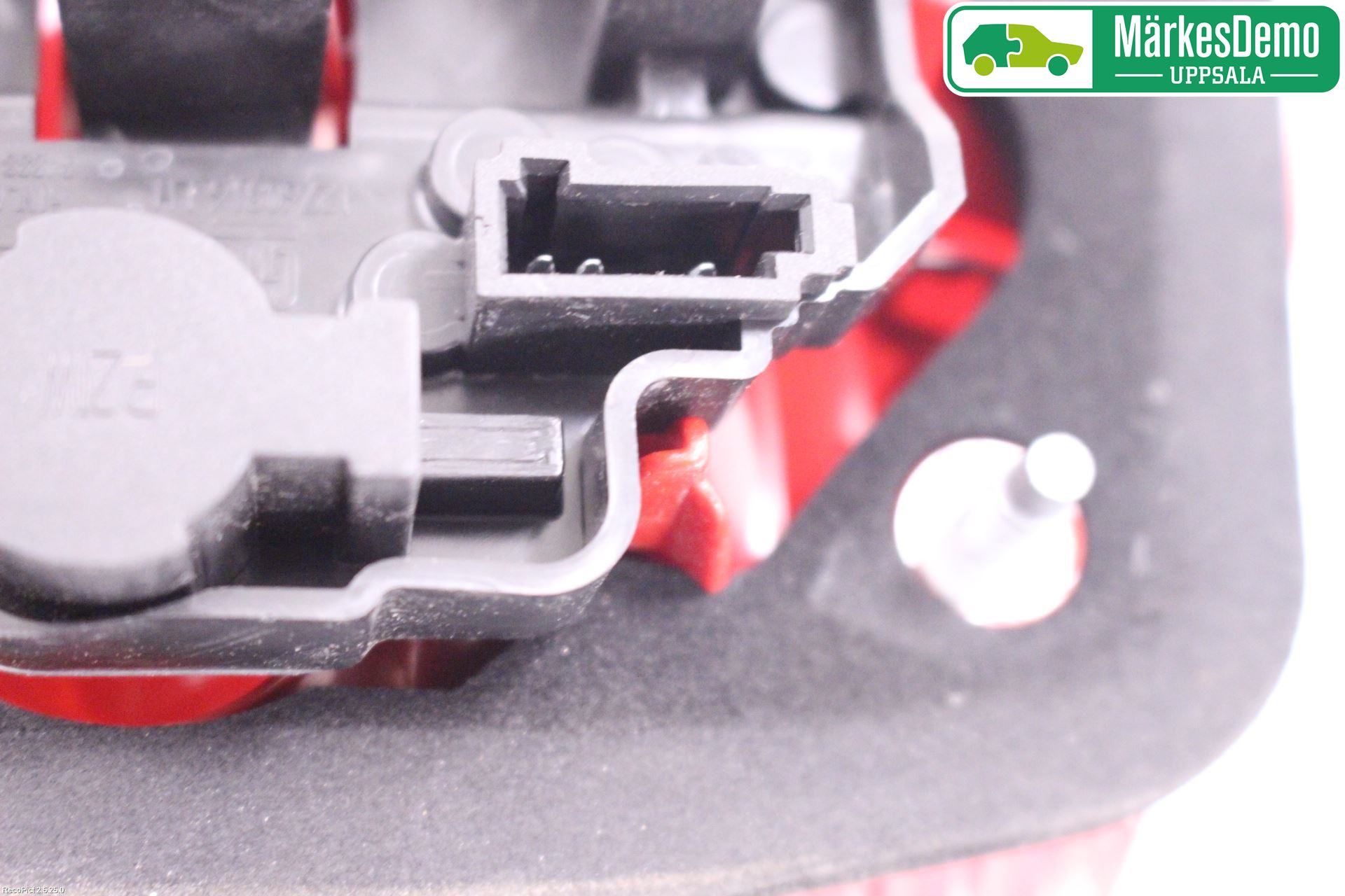 Saab 9-5     06-10 Bakljus Lucka Vä