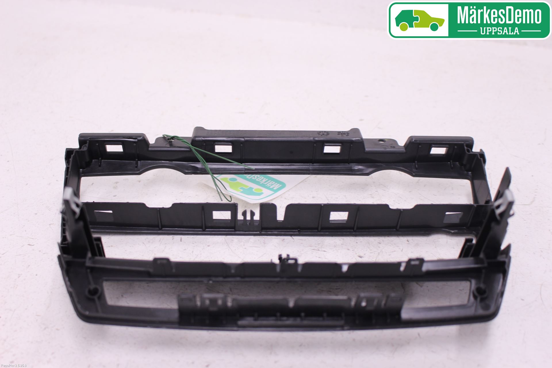 BMW X5 E70 07-13 Instrument-Radio Sarg