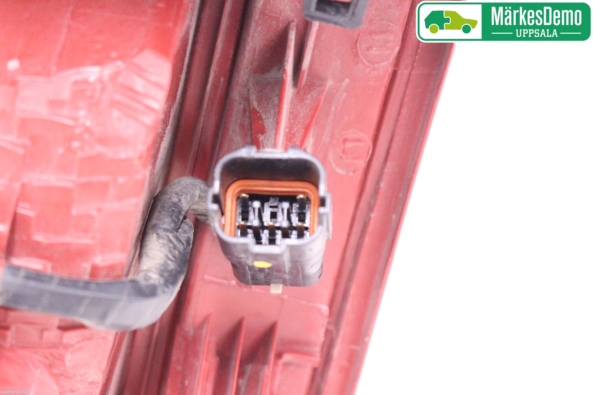 Kia CARENS II 07-12 Bakljus Höger