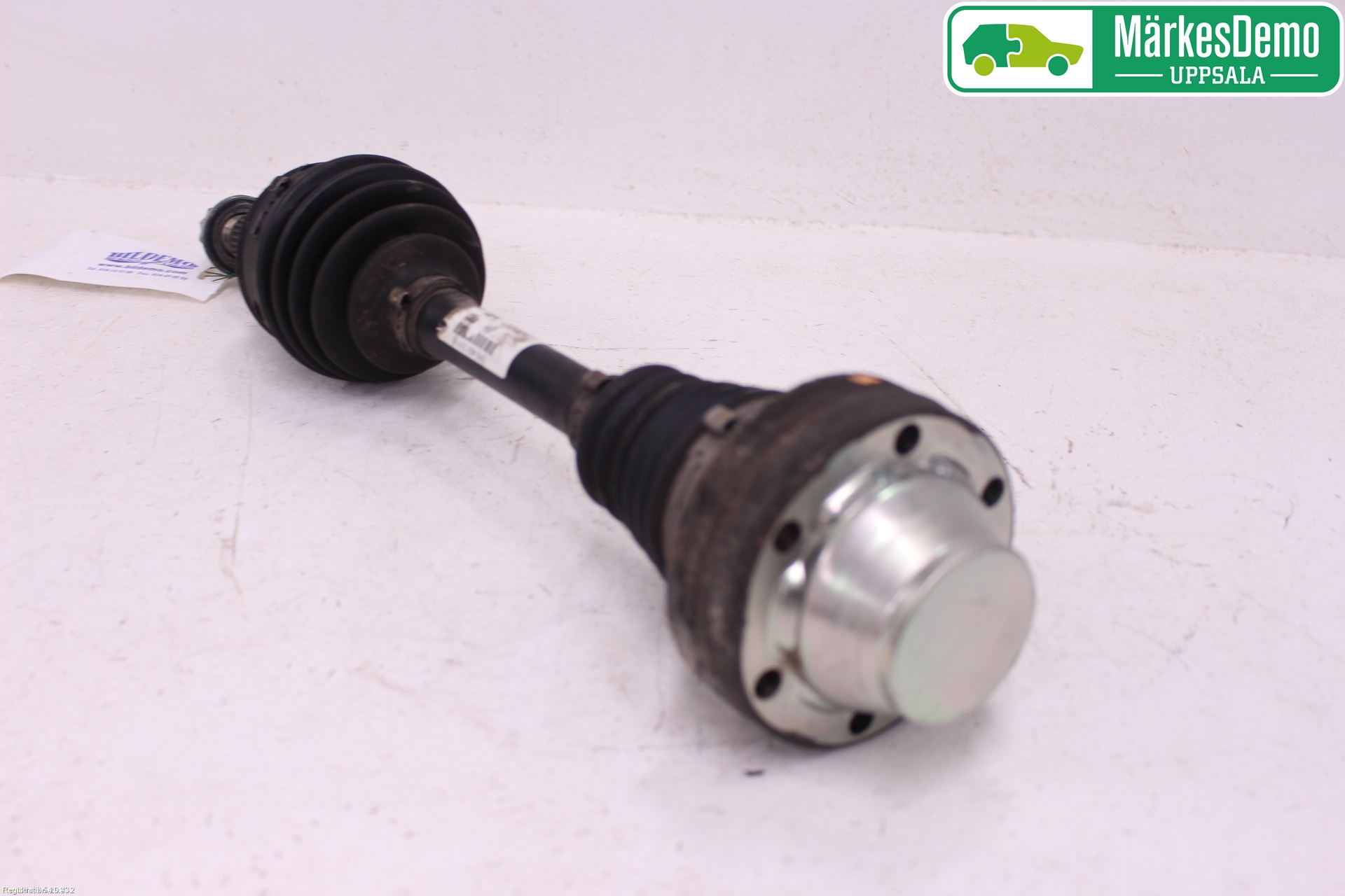 Audi Q7/SQ7 Drivaxel Fram Höger