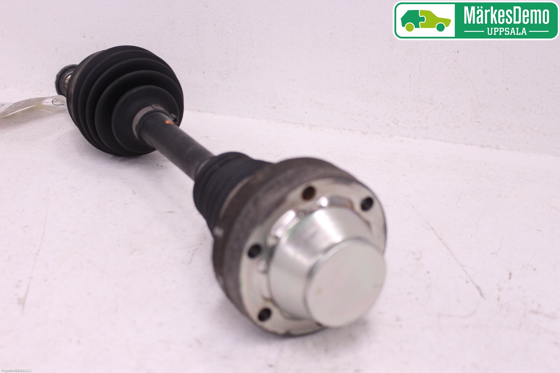 Audi Q7/SQ7 Drivaxel Fram Vänster