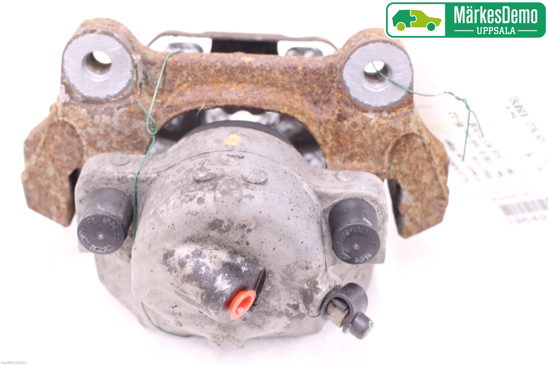 BMW 3 E90/91 SED/TOU 05-12 Bromsok Fram Höger