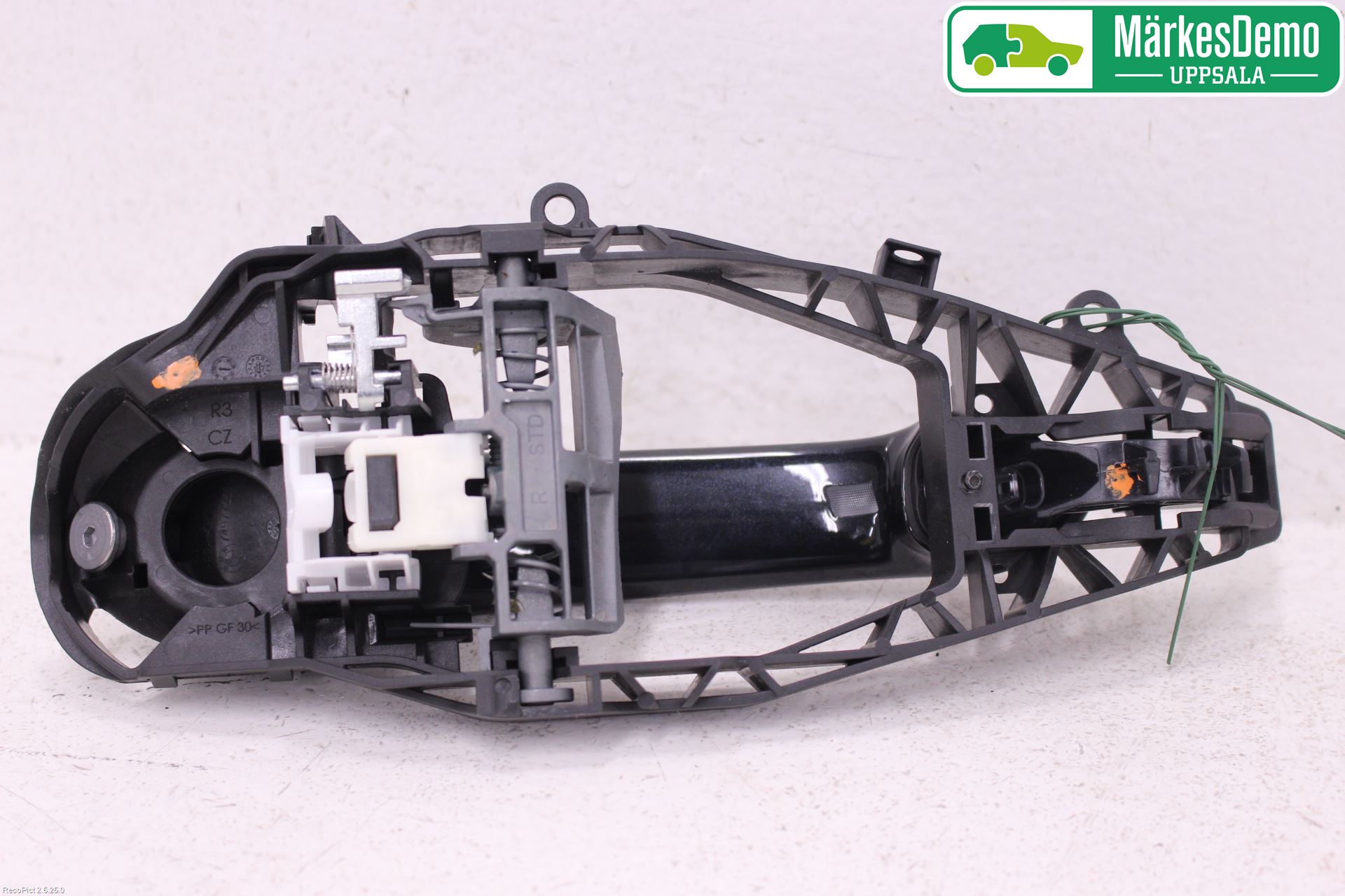 BMW 5 G30/G31/F90 17-23 Dörrhandtag Yttre Hö