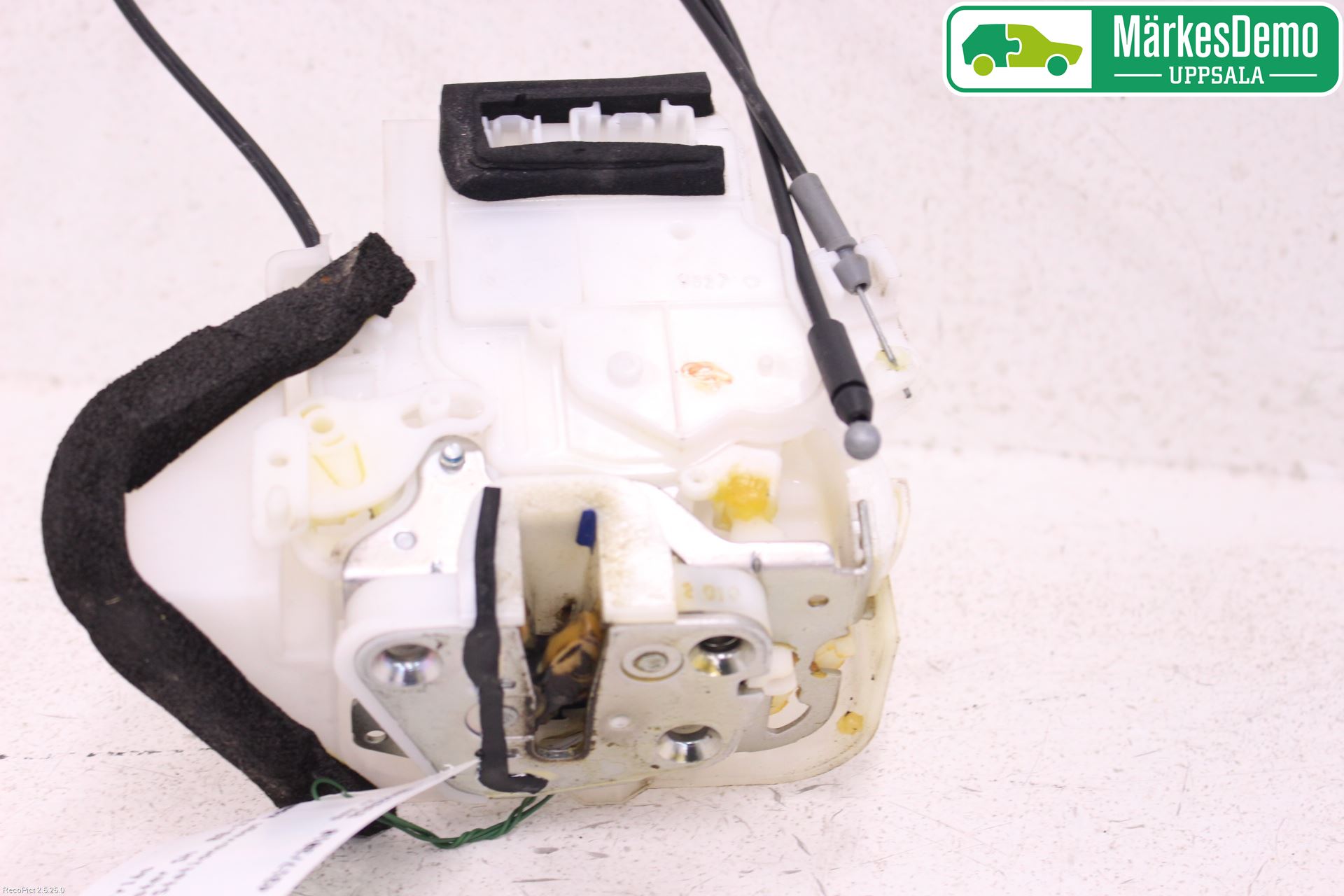 Subaru FORESTER SH  08-13 Låskista-Dörrlås