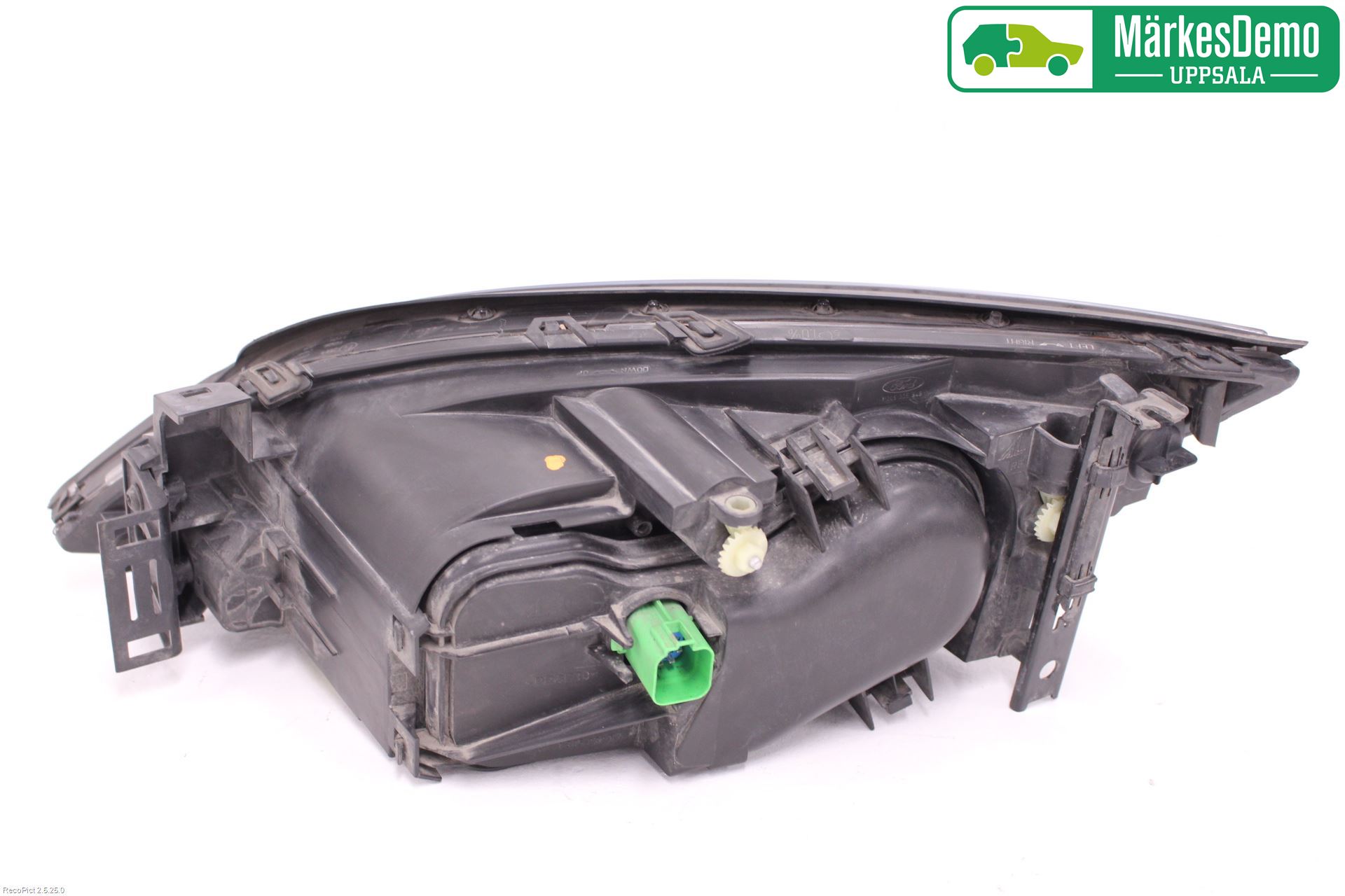 Ford MONDEO     01-06 Strålkastare Höger