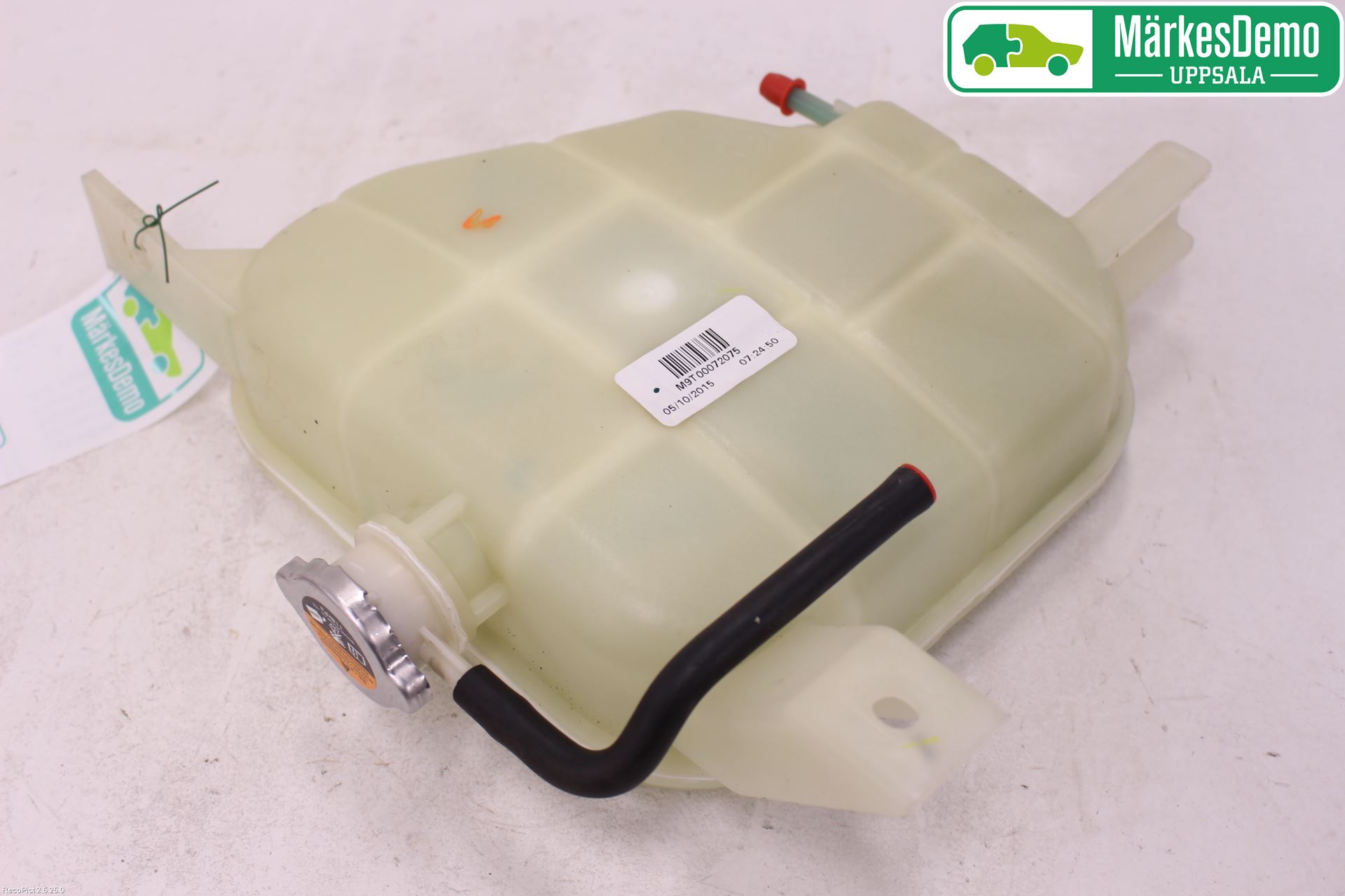 Nissan NAVARA, TREK-1 17-21 Expansionstank